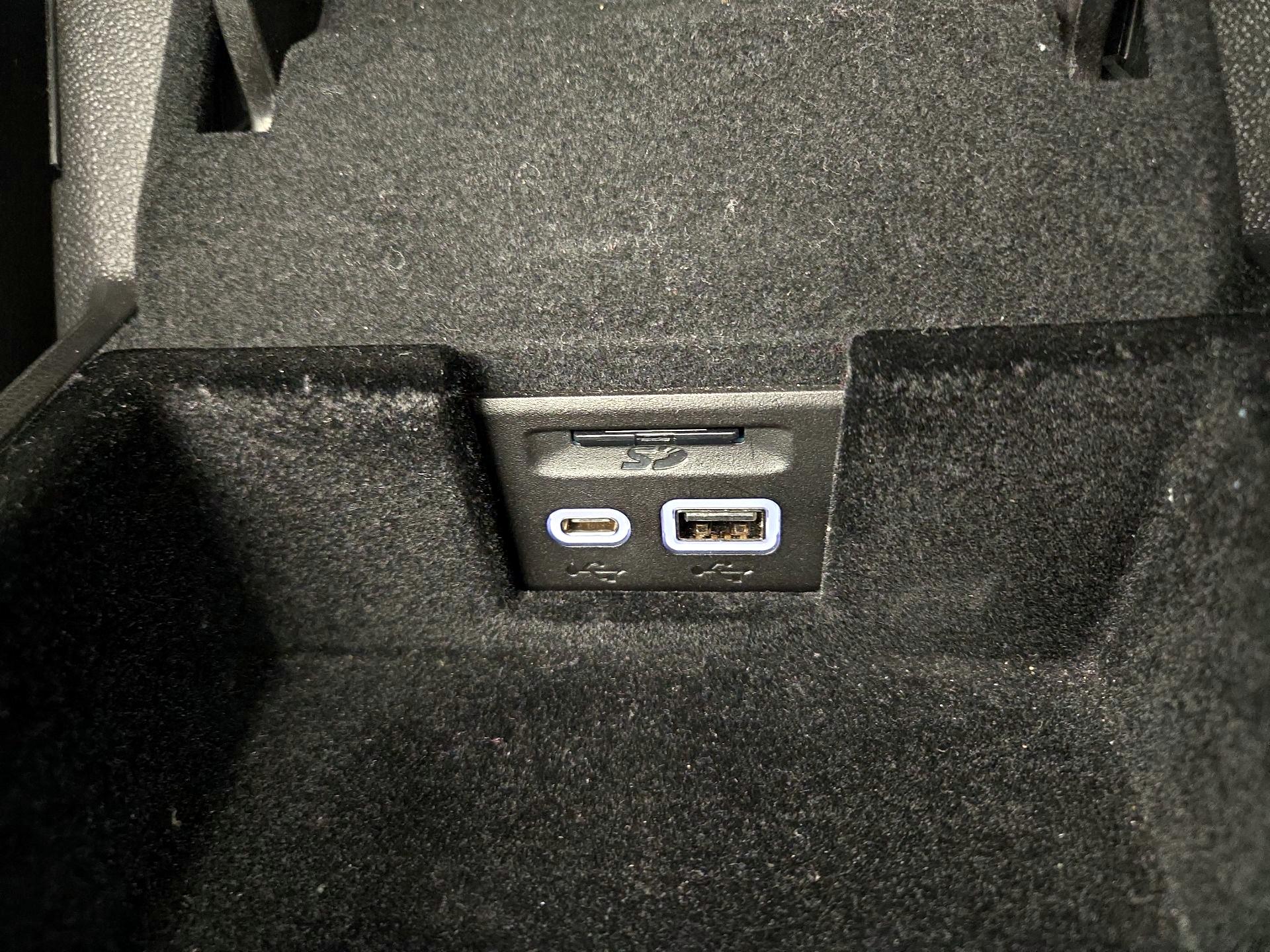 Thumbnail: 2020 Cadillac XT5 - 19