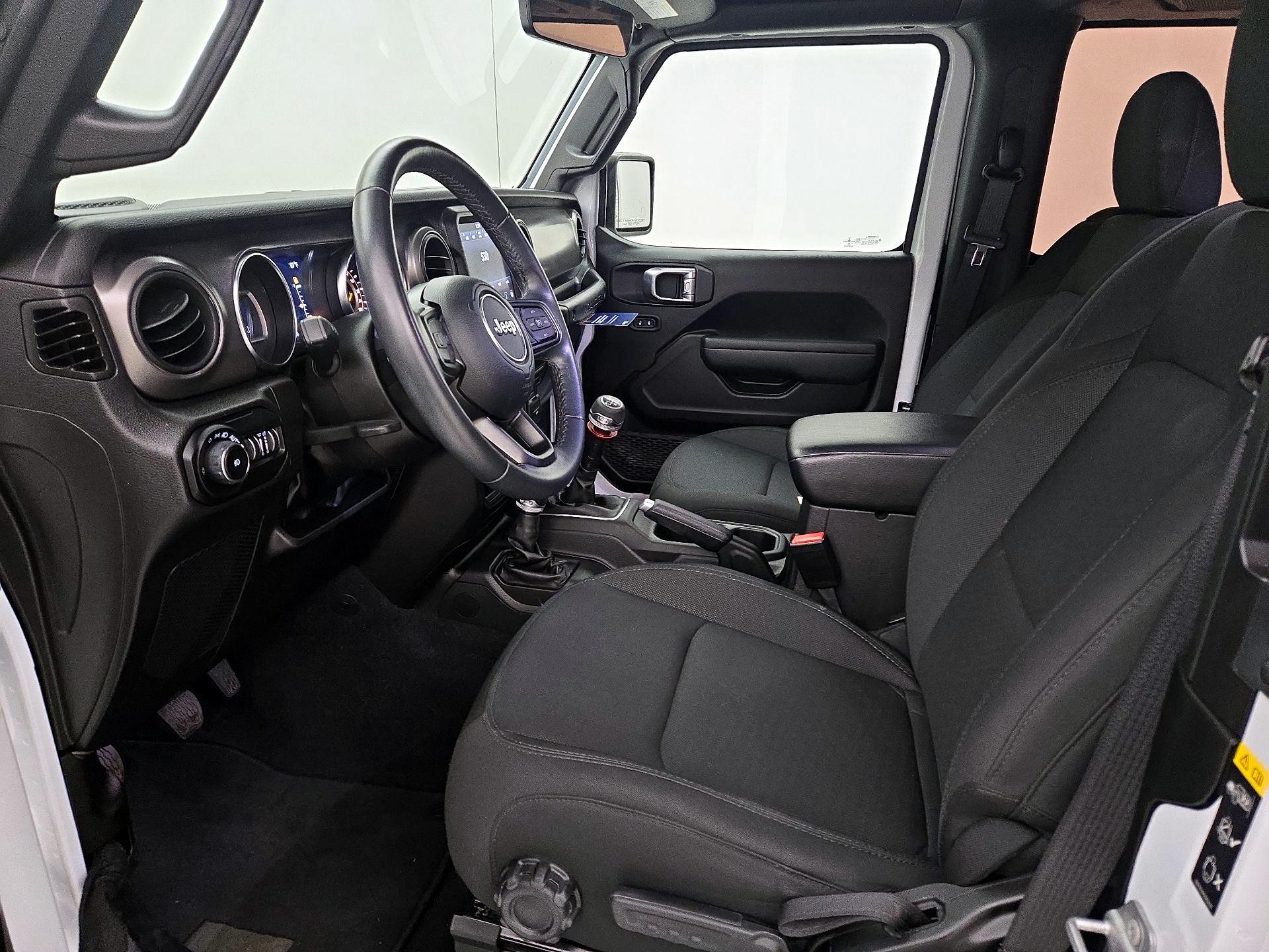 Thumbnail: 2022 Jeep Wrangler - 11