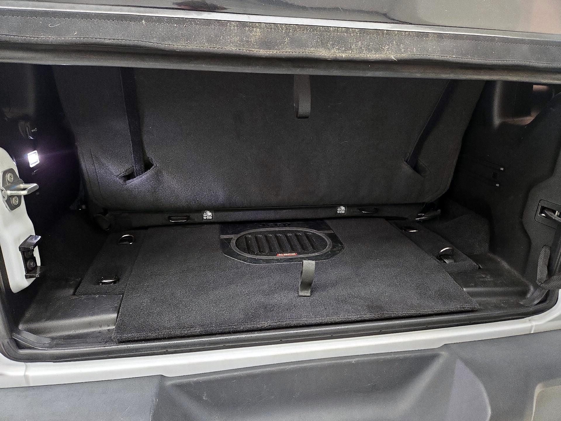 Thumbnail: 2022 Jeep Wrangler - 18