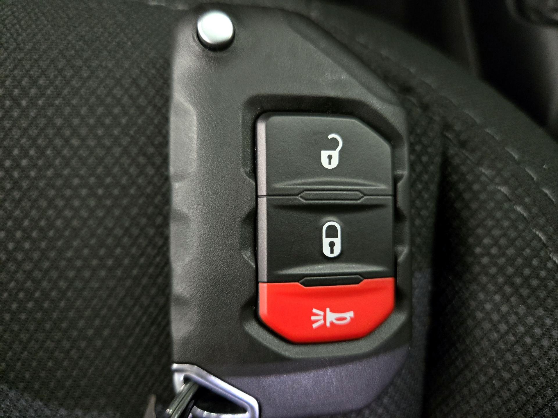 Thumbnail: 2022 Jeep Wrangler - 20