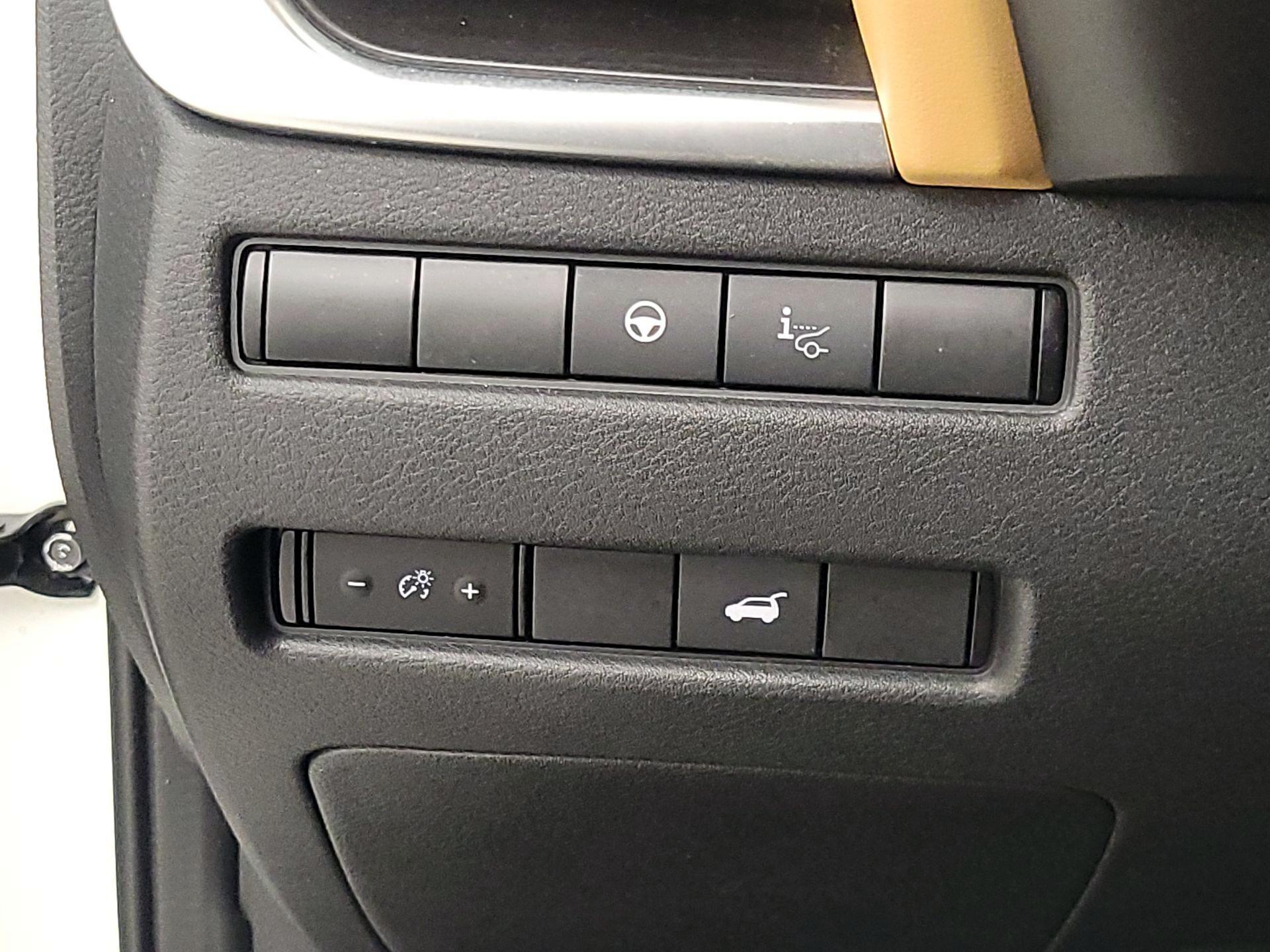 Thumbnail: 2023 Nissan Rogue - 13