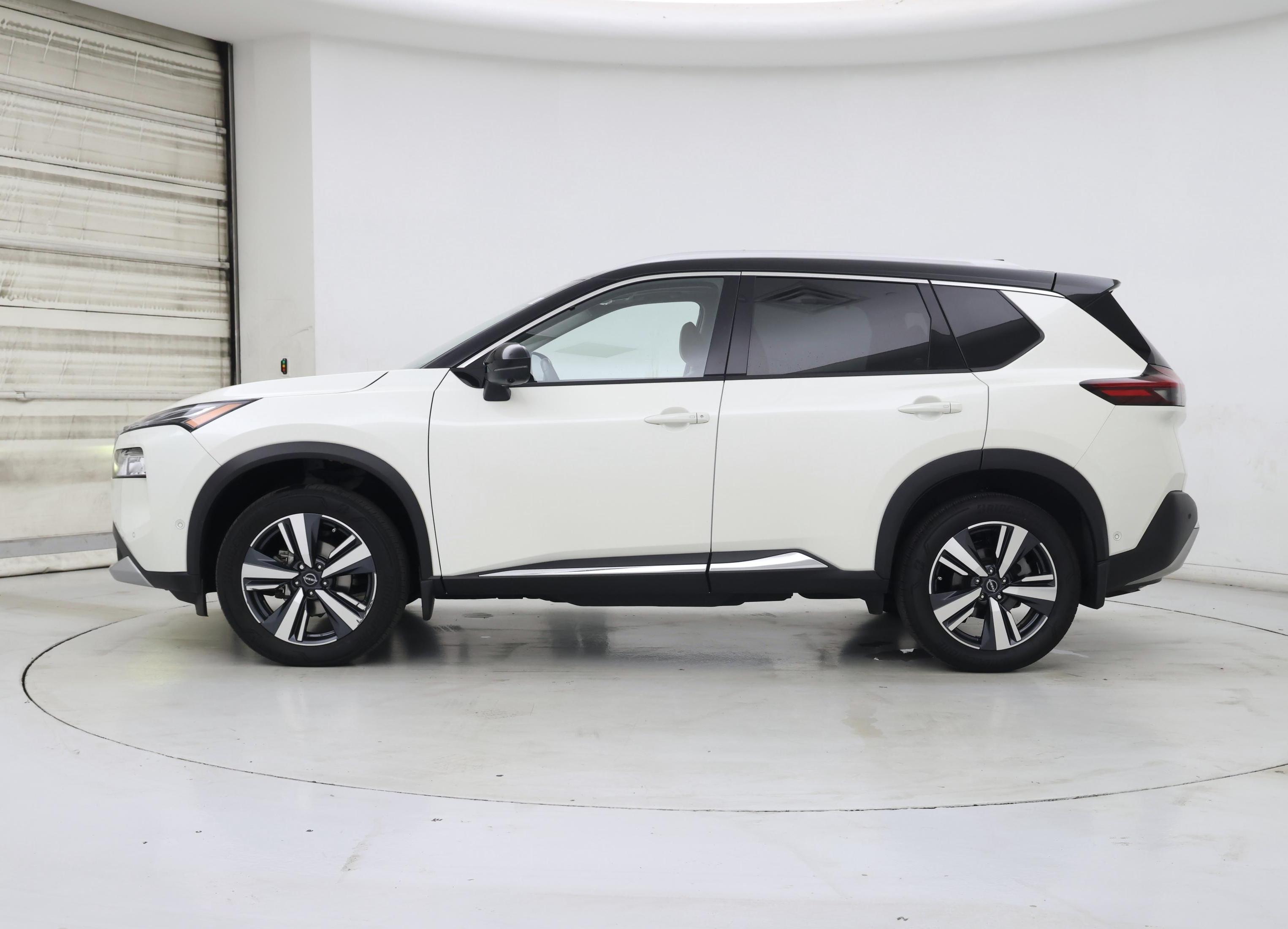 Thumbnail: 2023 Nissan Rogue - 3