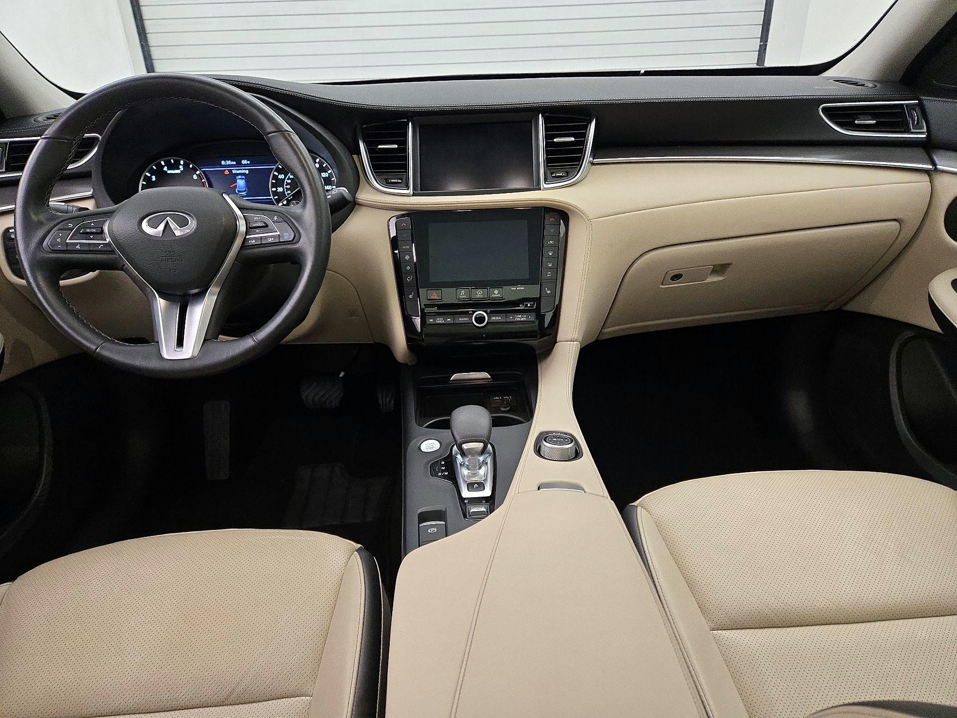 Thumbnail: 2022 INFINITI QX50 - 9