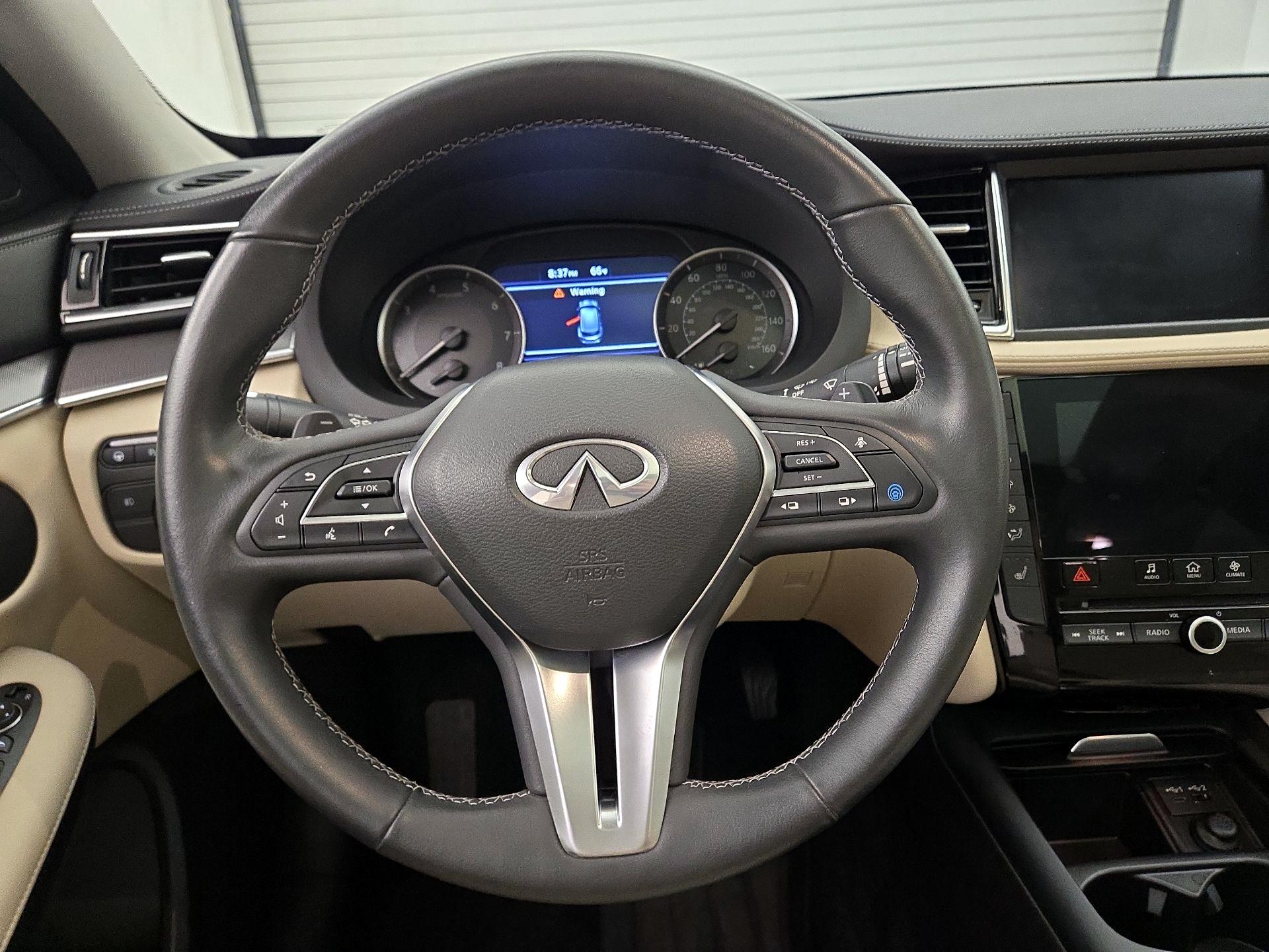 Thumbnail: 2022 INFINITI QX50 - 10