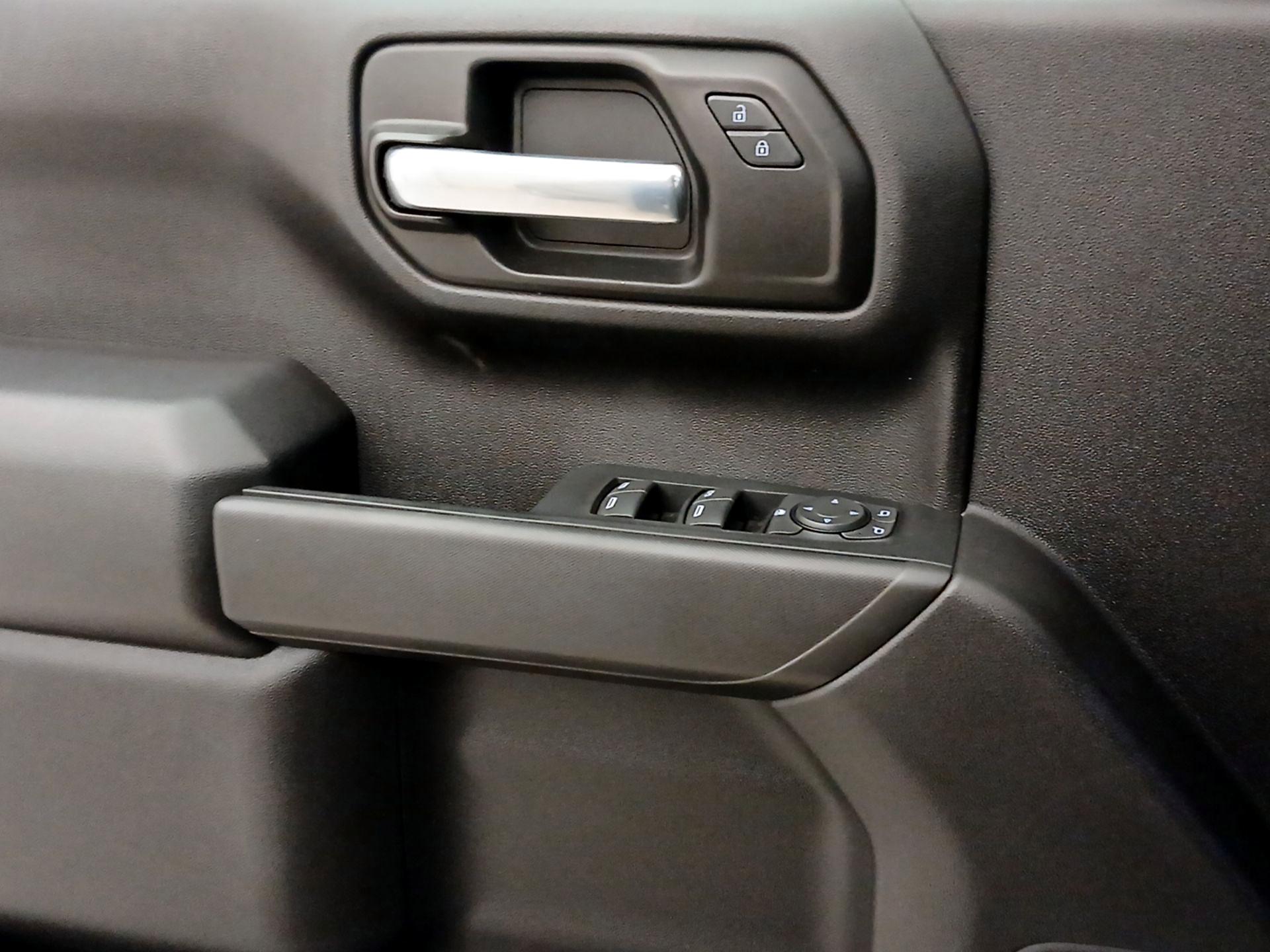 Thumbnail: 2022 Chevrolet Silverado 1500 - 12