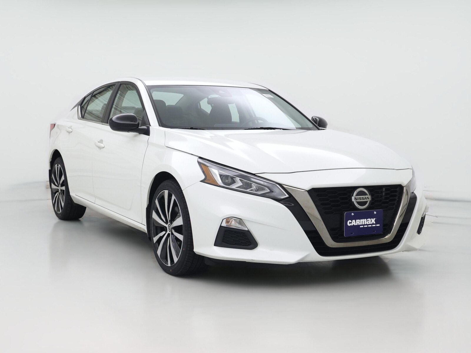 2022 Nissan Altima SR