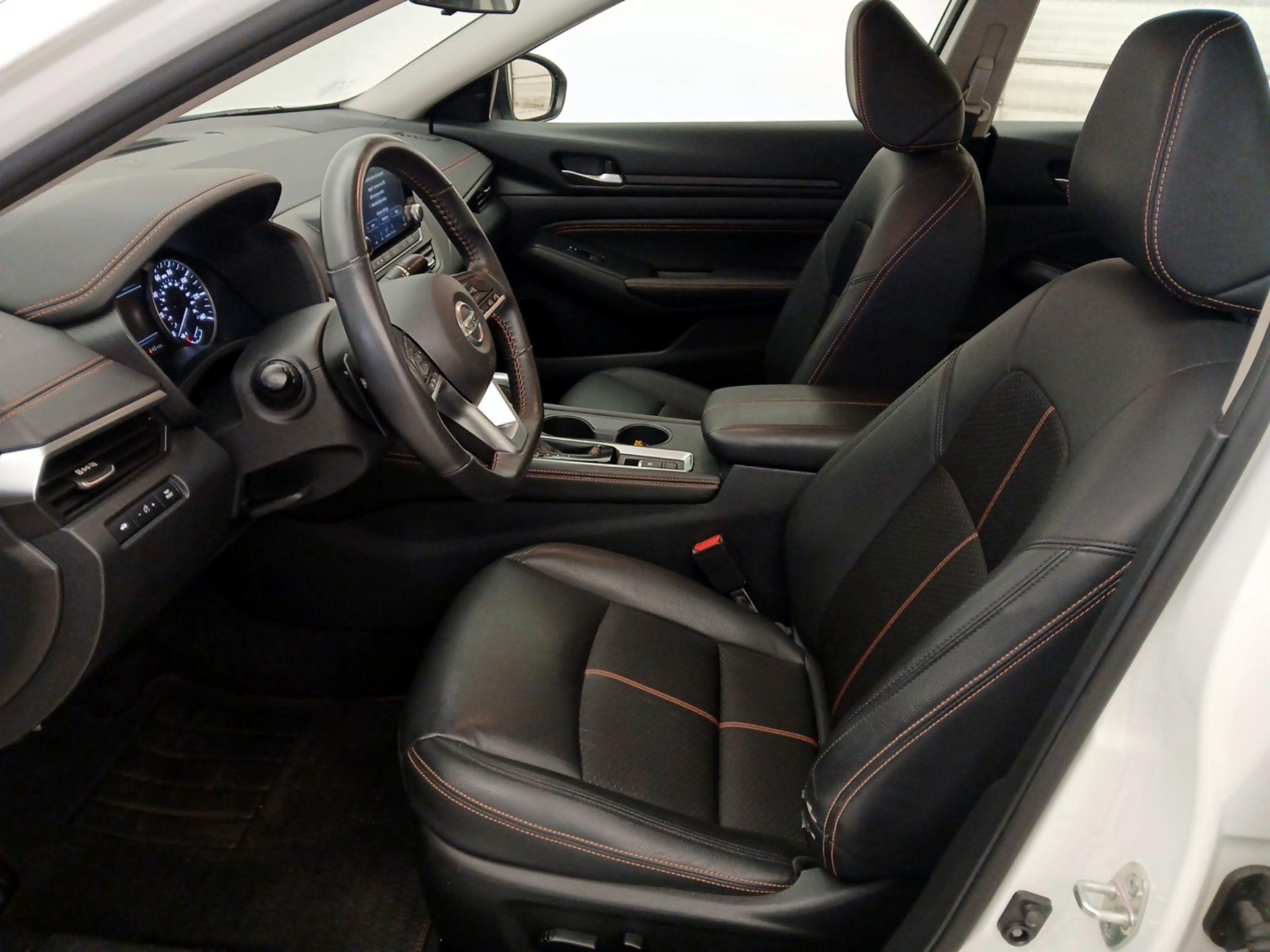 Thumbnail: 2022 Nissan Altima - 11