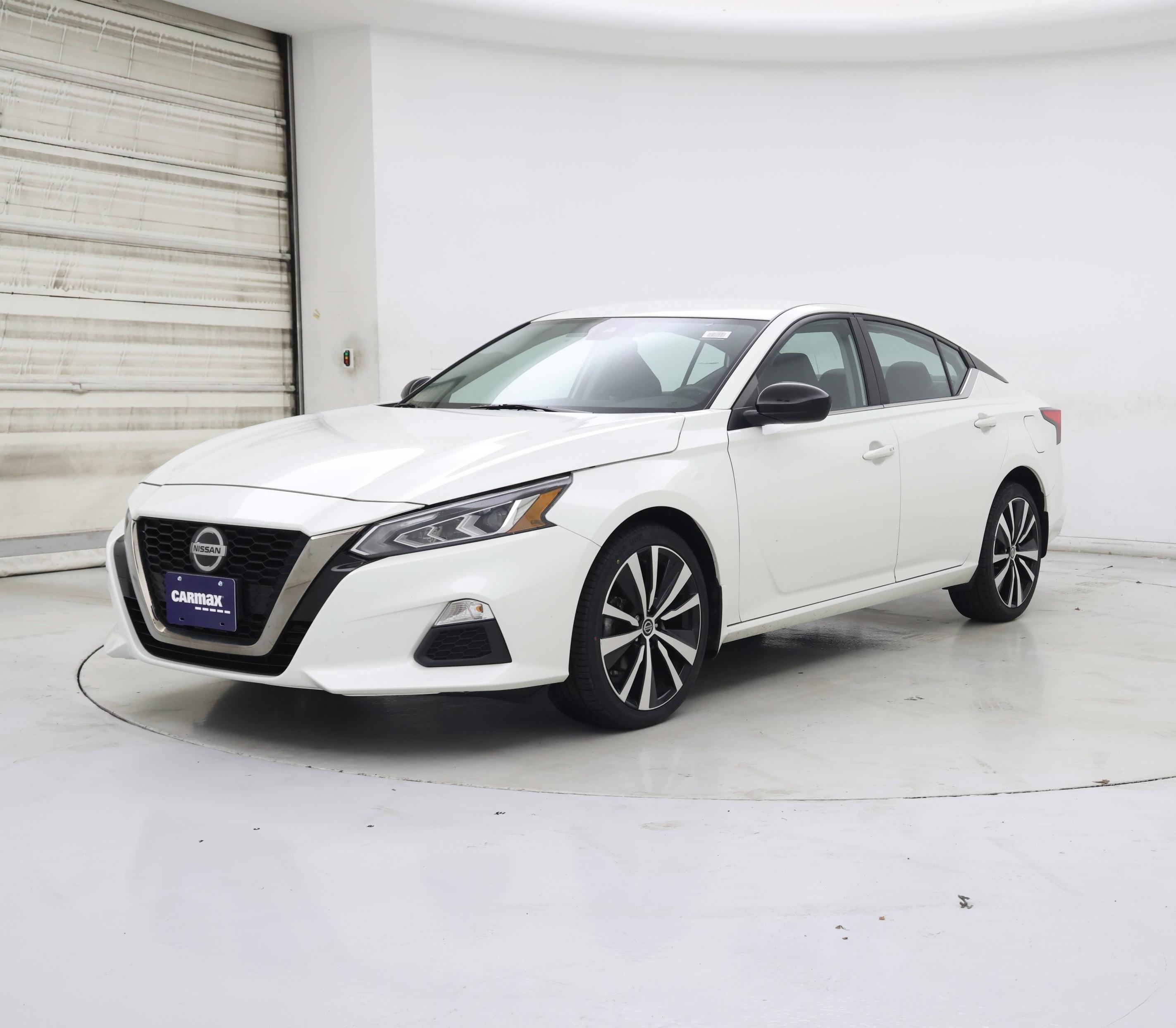 Thumbnail: 2022 Nissan Altima - 4