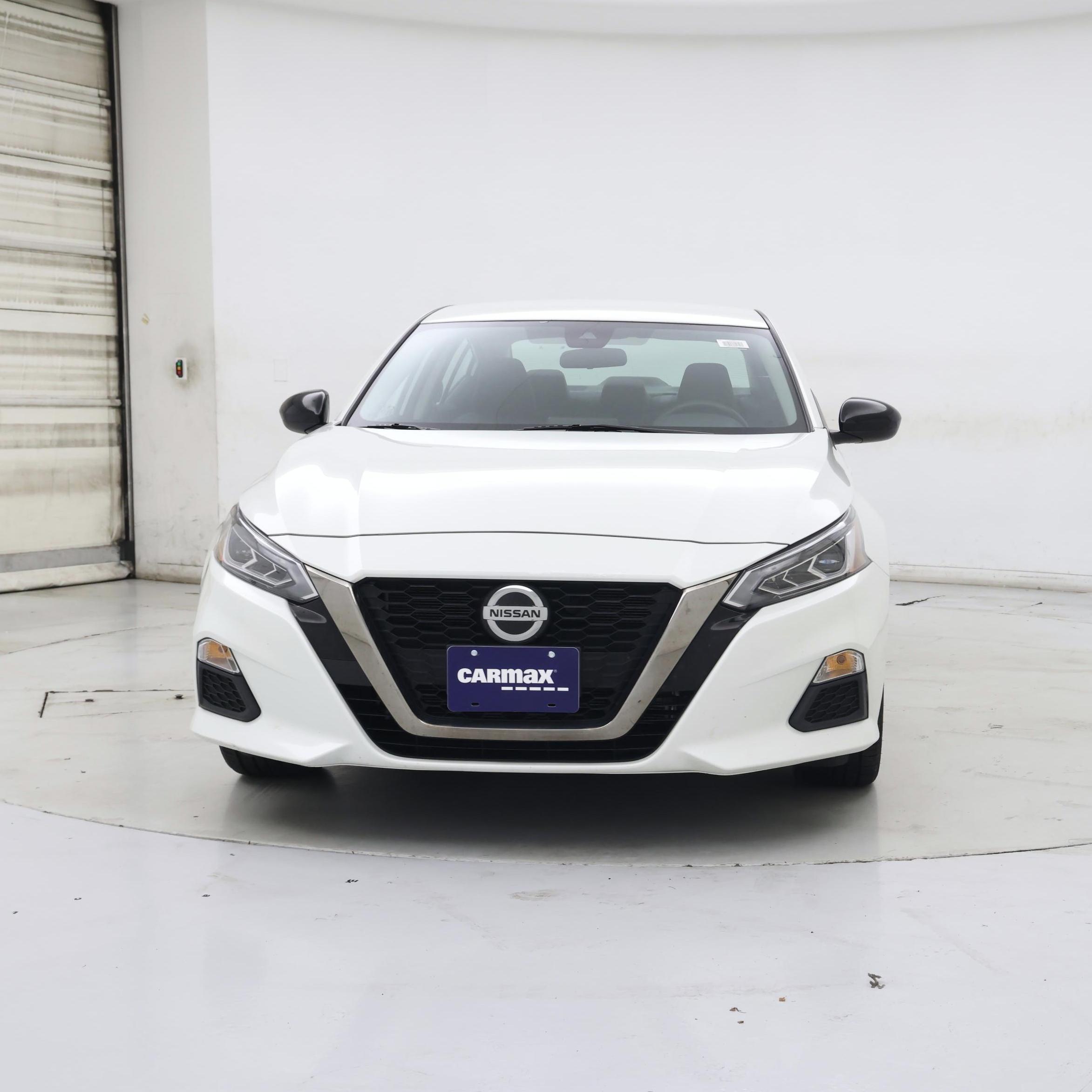 Thumbnail: 2022 Nissan Altima - 5