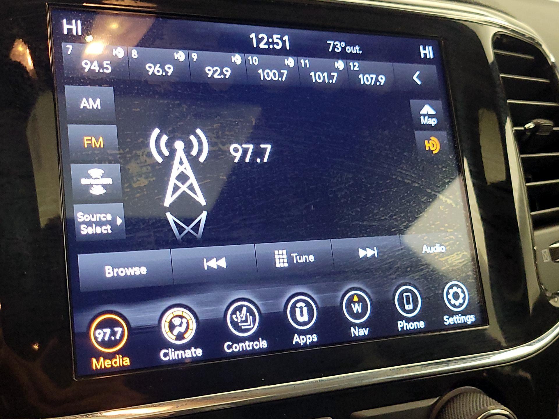 Thumbnail: 2021 Jeep Grand Cherokee - 15