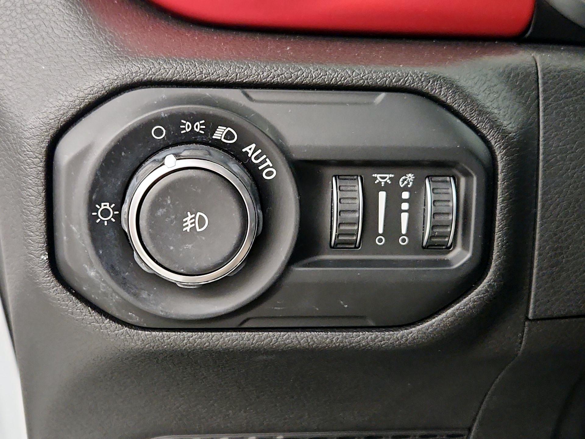 Thumbnail: 2021 Jeep Wrangler - 13