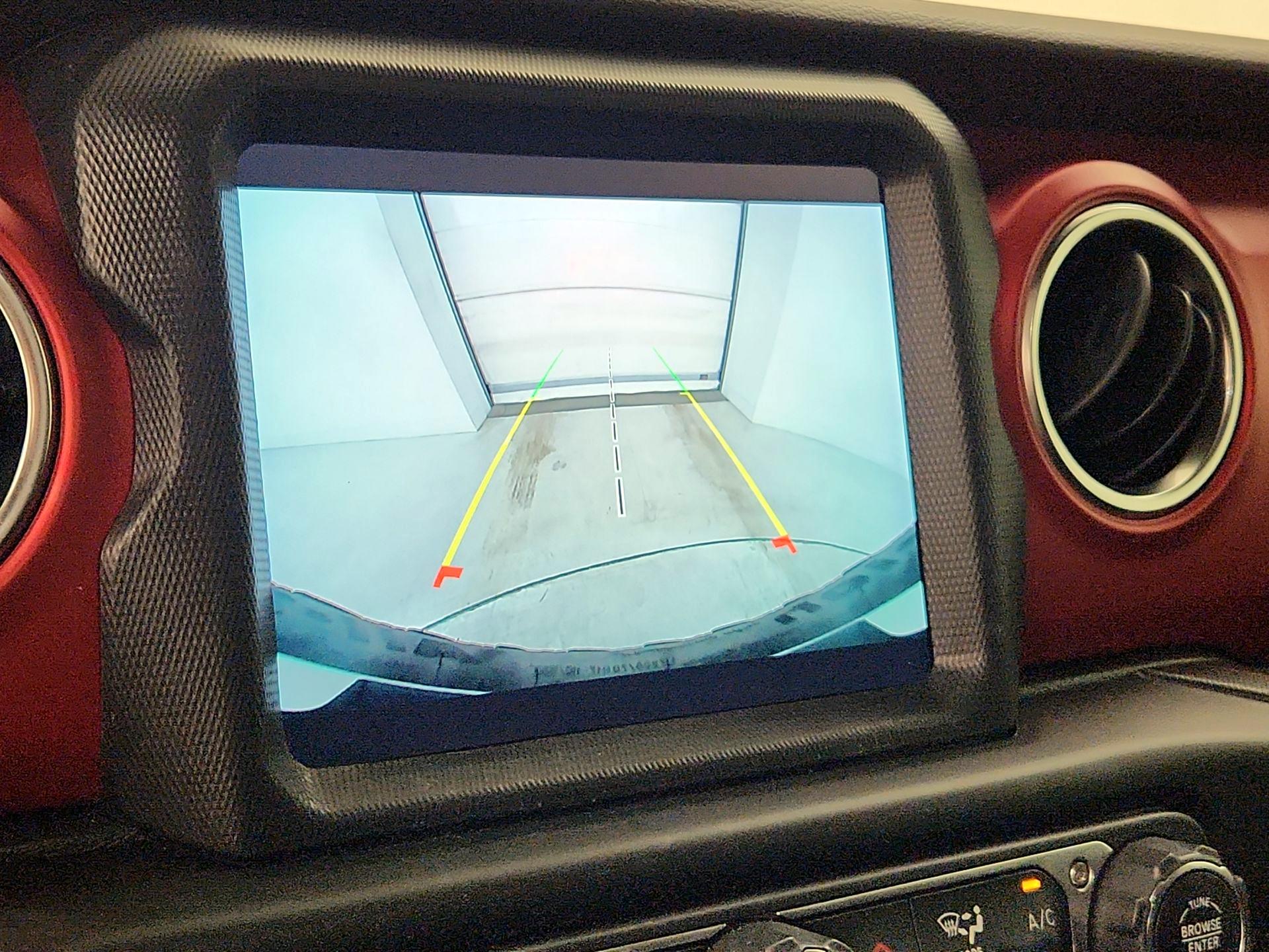 Thumbnail: 2021 Jeep Wrangler - 15