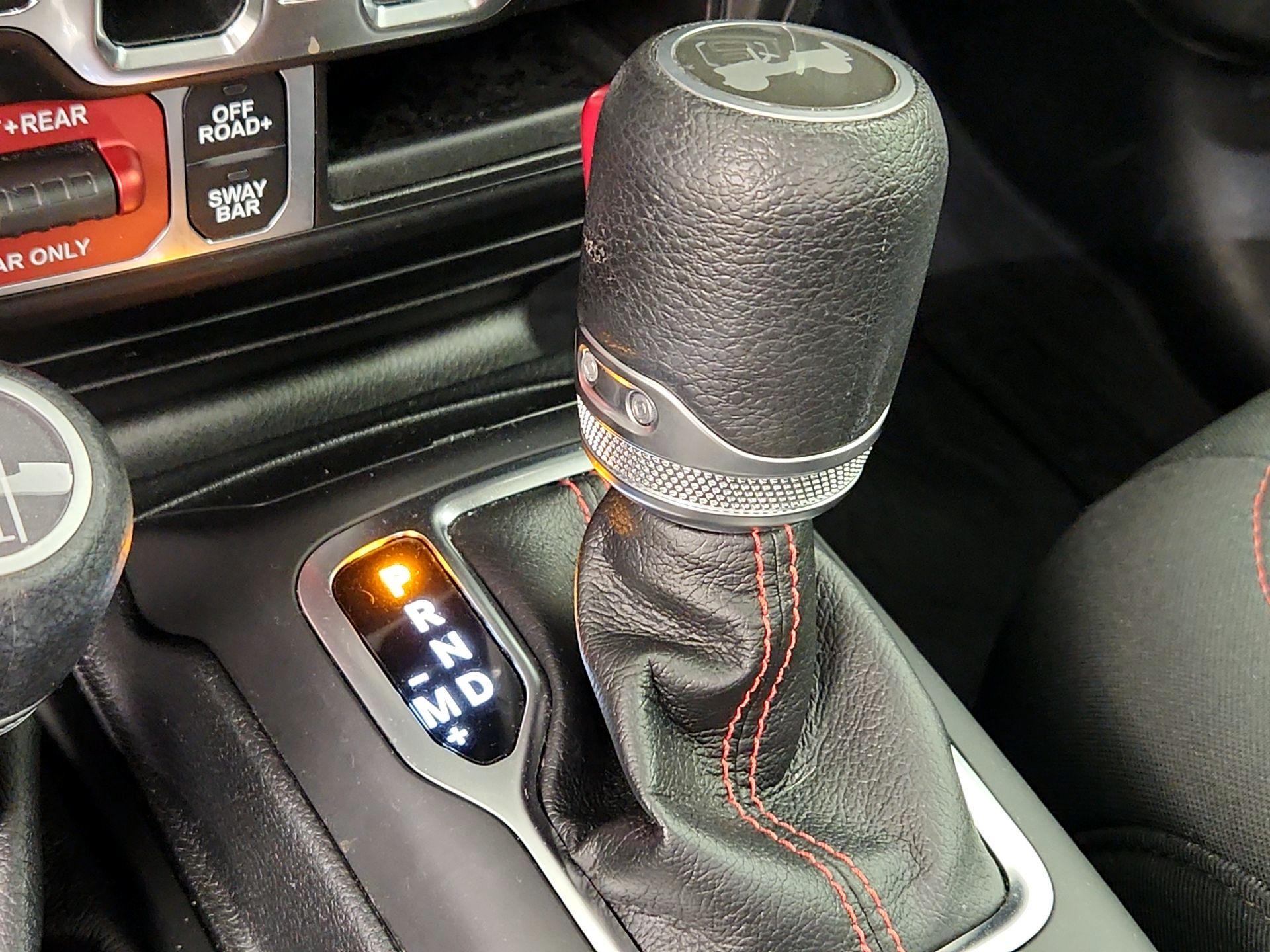 Thumbnail: 2021 Jeep Wrangler - 18