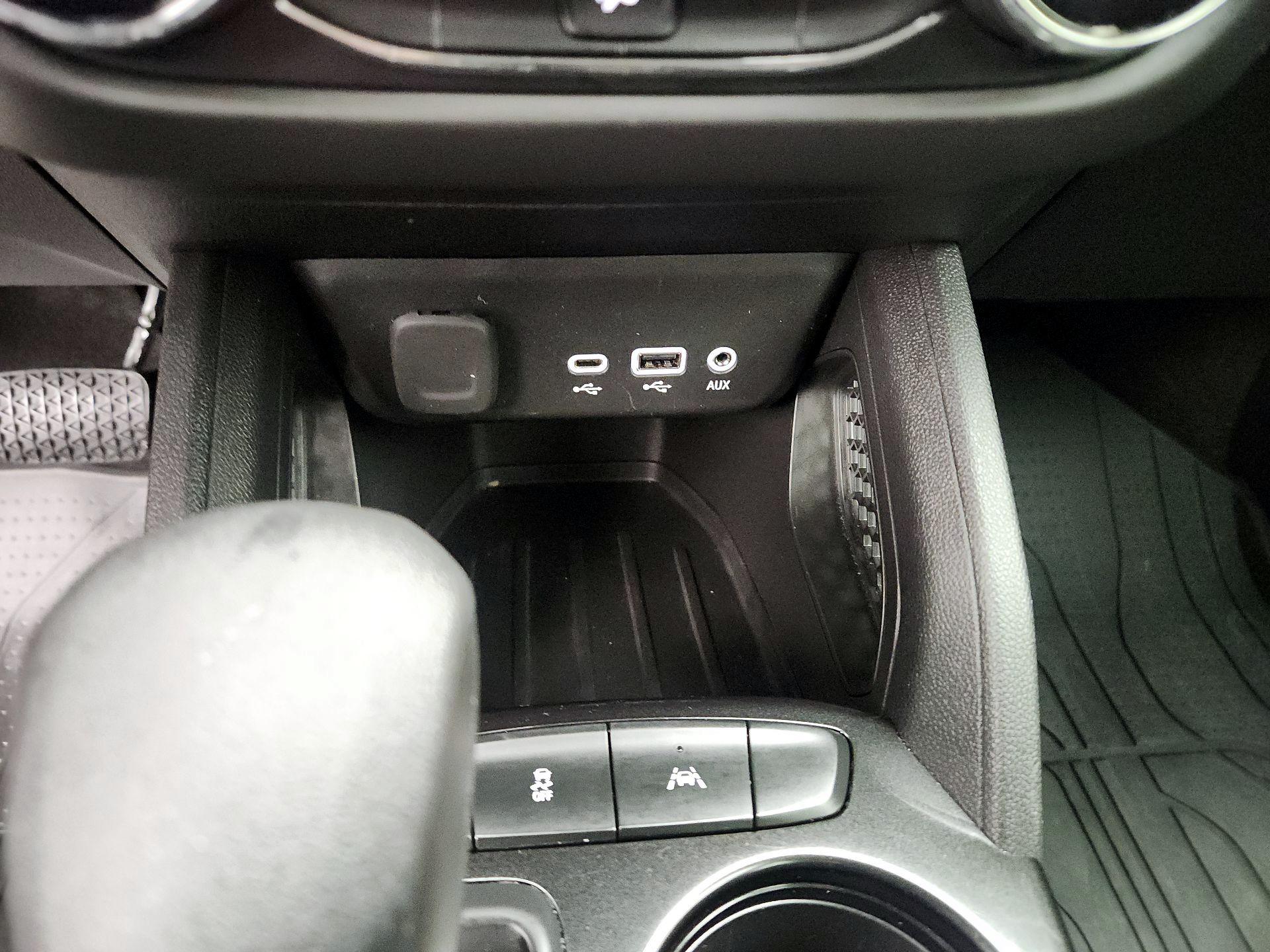 Thumbnail: 2023 Chevrolet TrailBlazer - 18