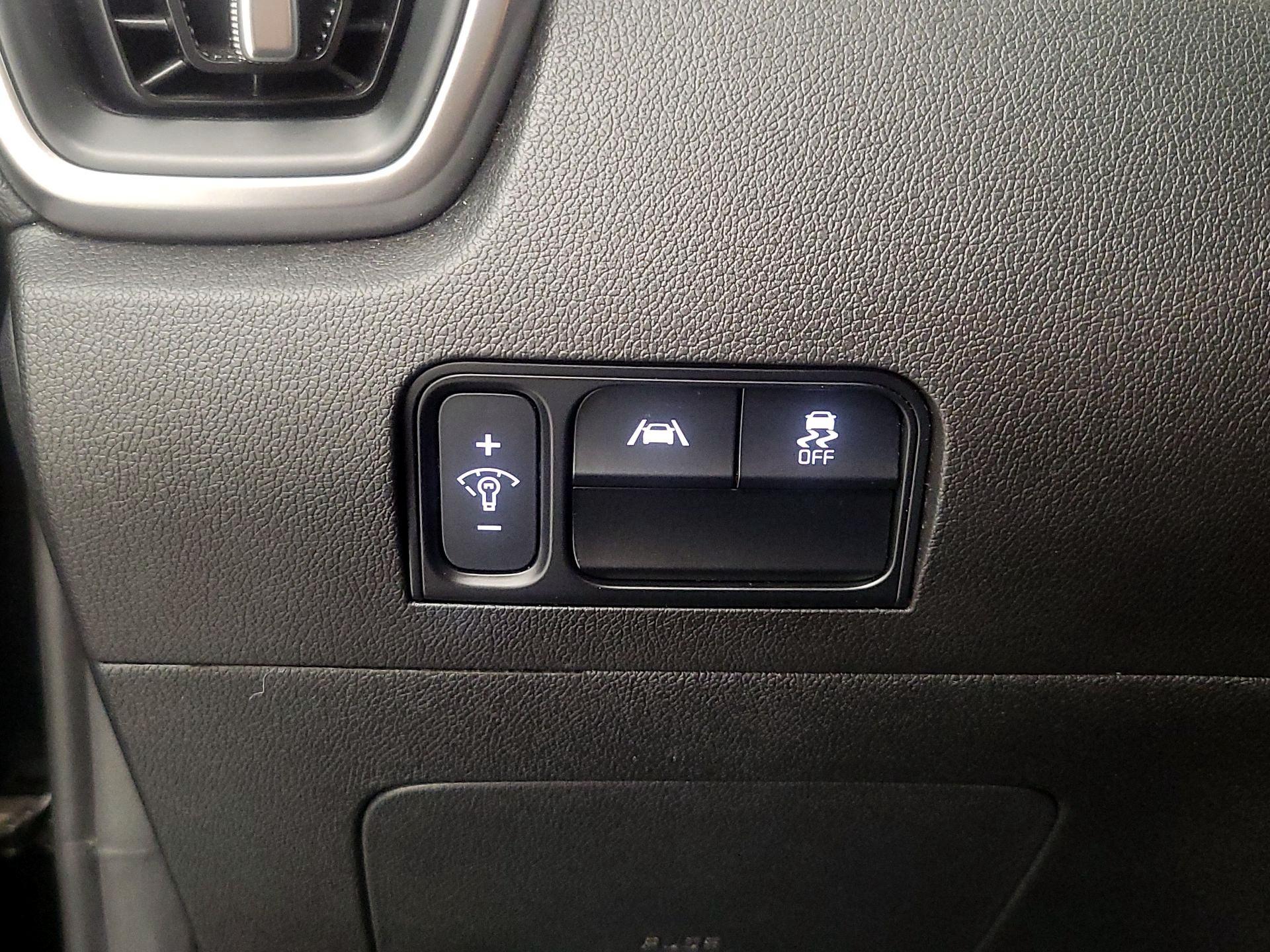 Thumbnail: 2022 Kia Sorento - 13