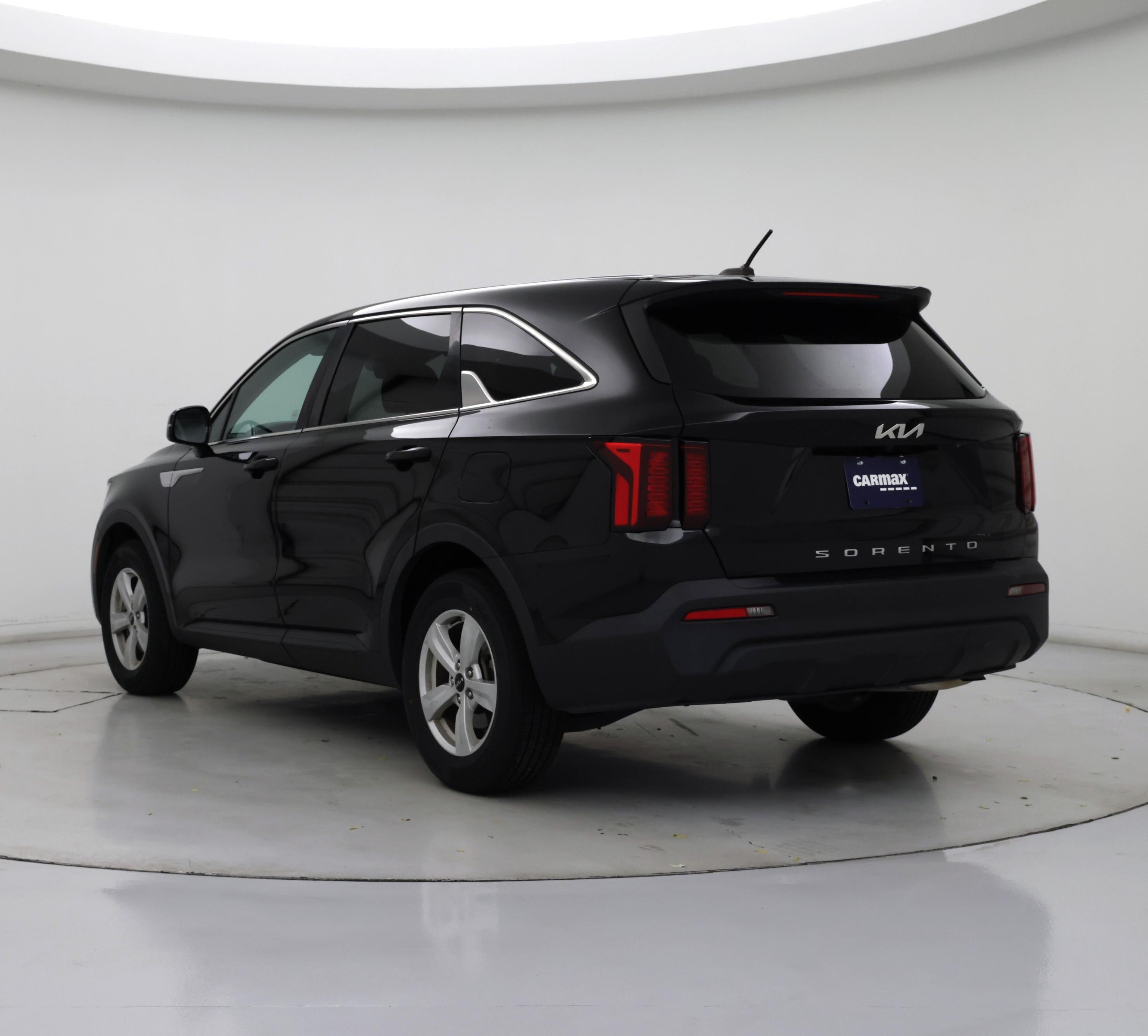 Thumbnail: 2022 Kia Sorento - 2