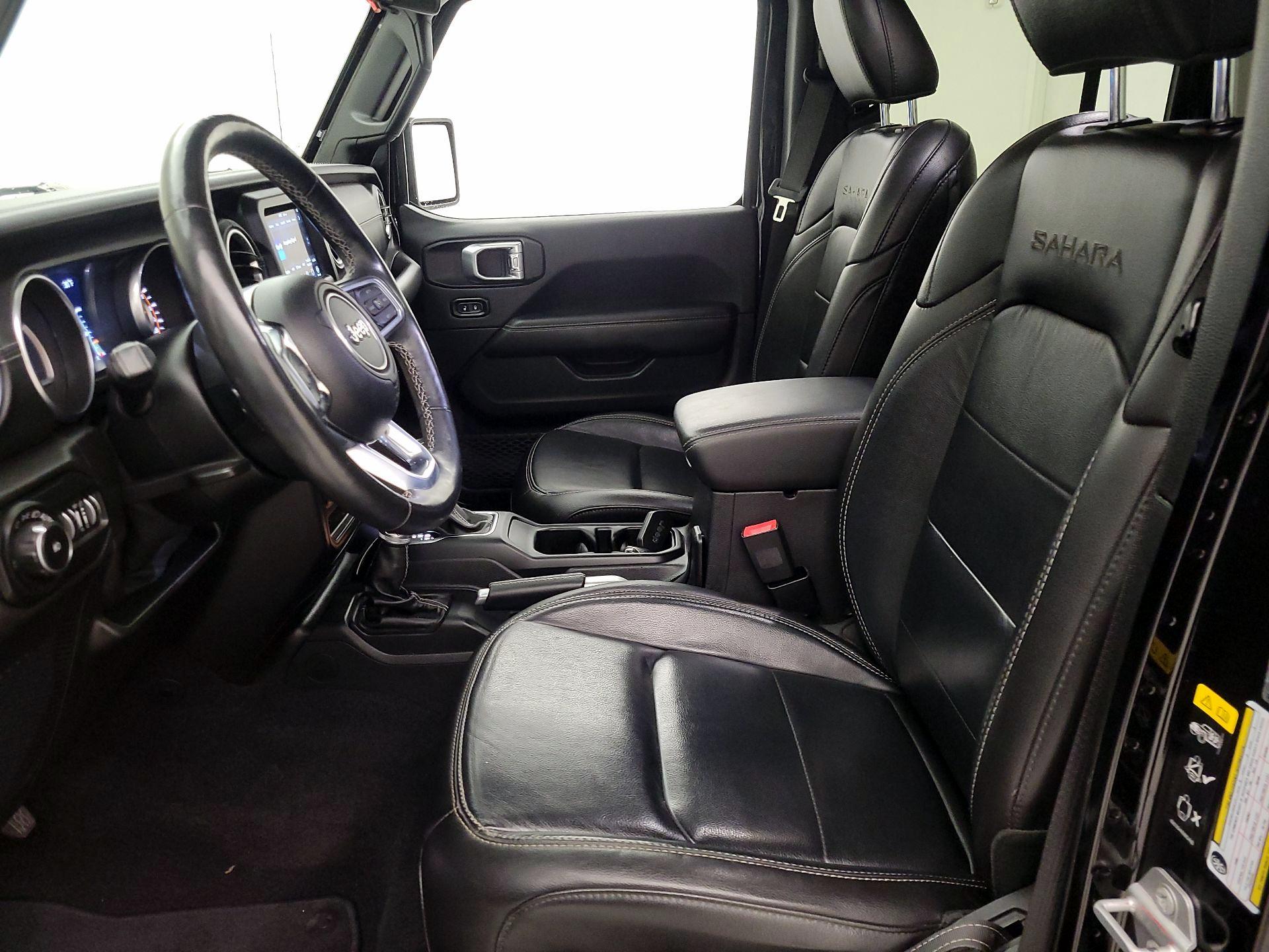 Thumbnail: 2021 Jeep Wrangler - 18