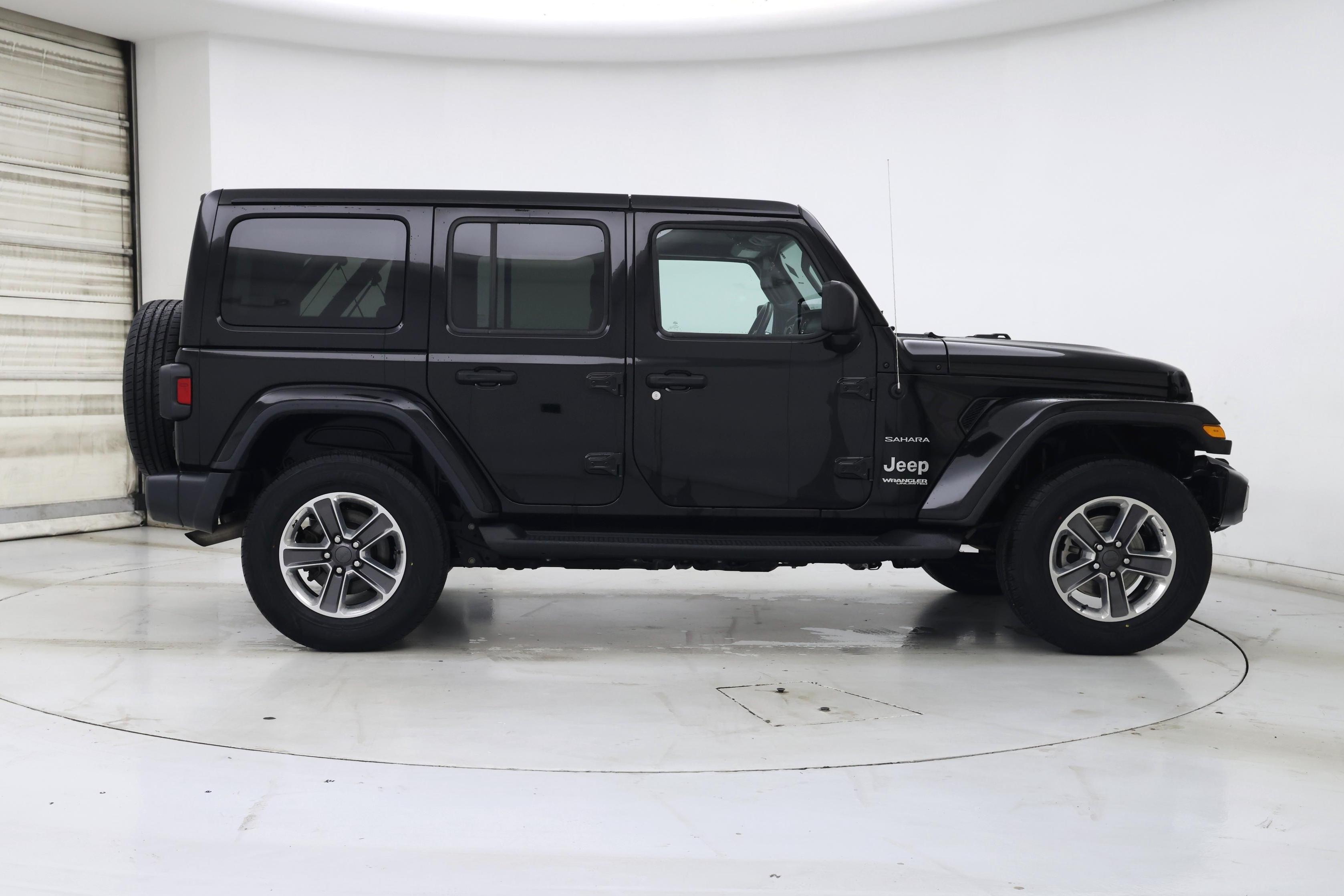 Thumbnail: 2021 Jeep Wrangler - 7