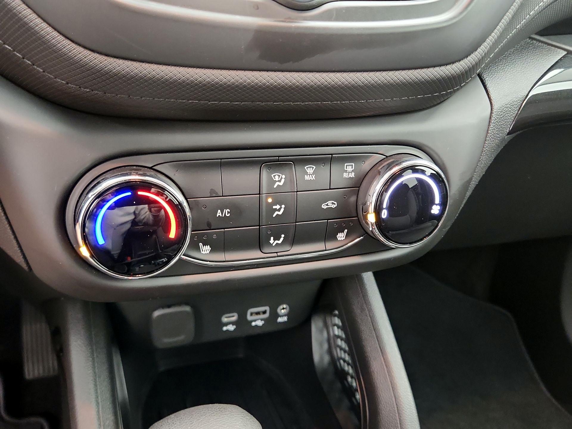 Thumbnail: 2023 Chevrolet TrailBlazer - 16