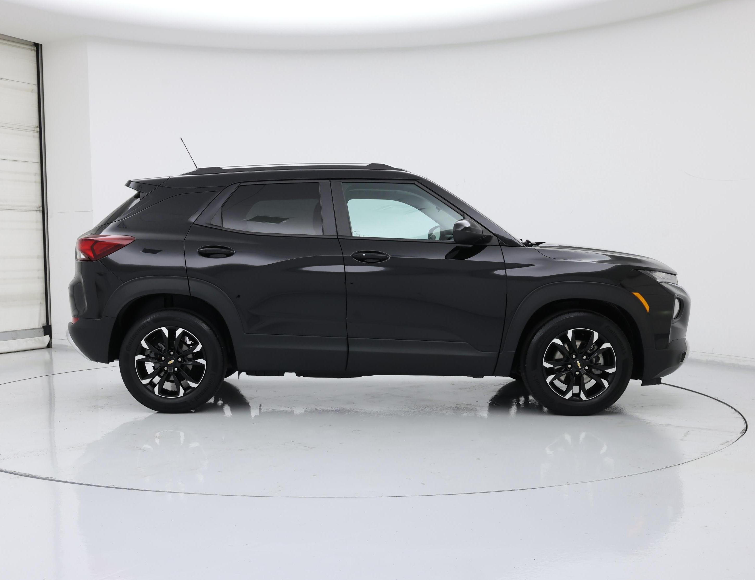 Thumbnail: 2023 Chevrolet TrailBlazer - 7