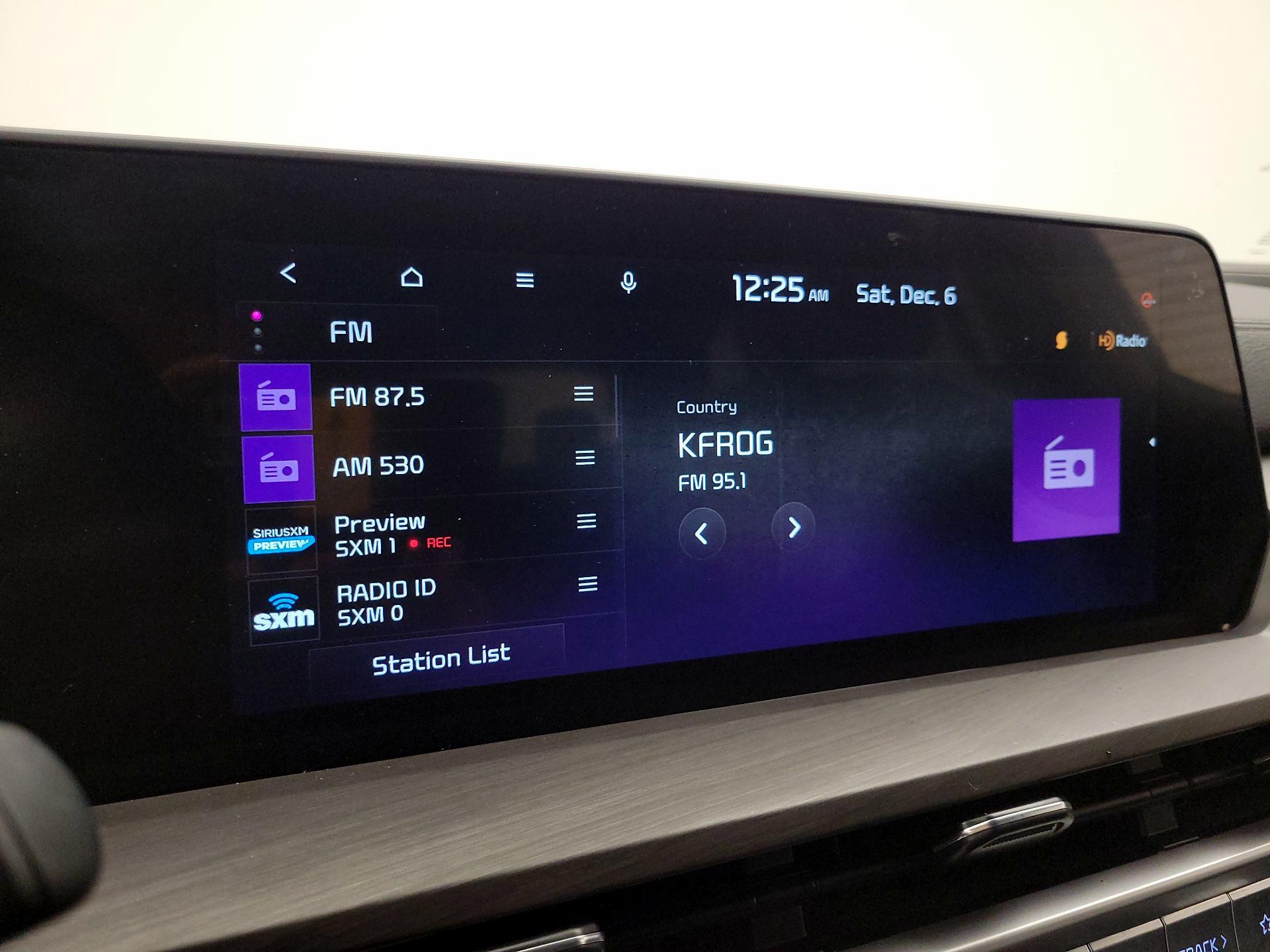 Thumbnail: 2024 Kia Telluride - 15