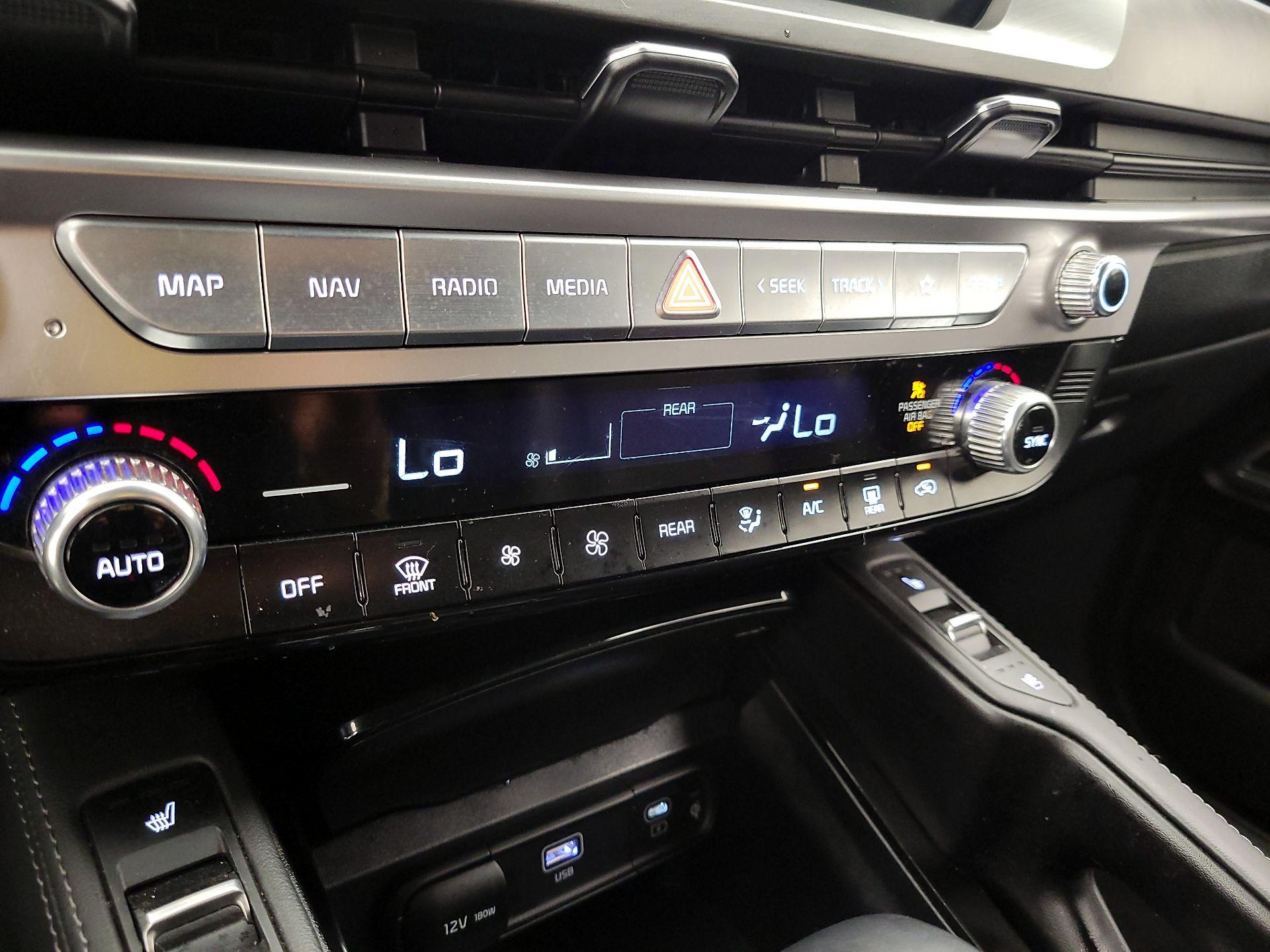 Thumbnail: 2024 Kia Telluride - 16