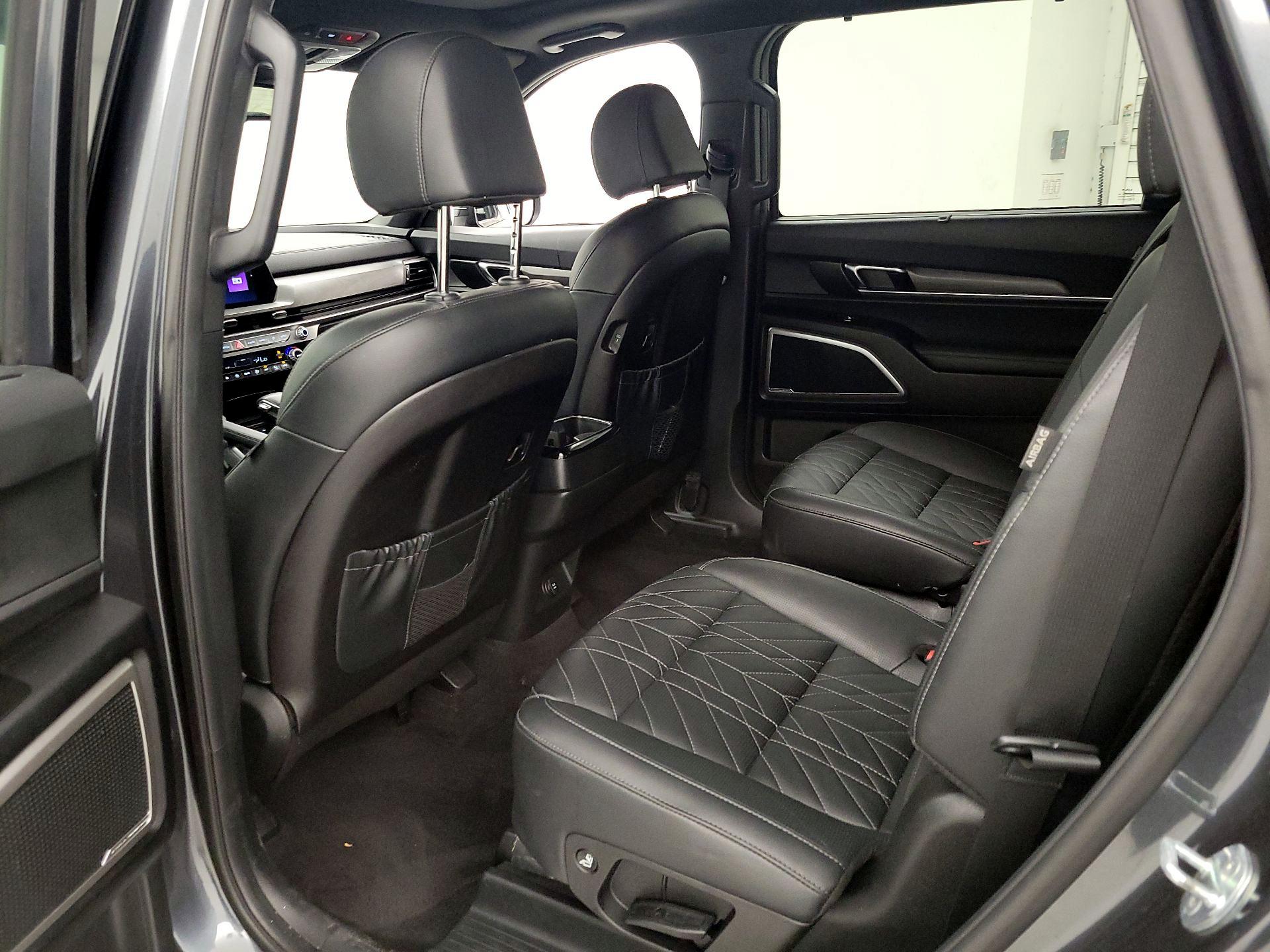 Thumbnail: 2024 Kia Telluride - 18