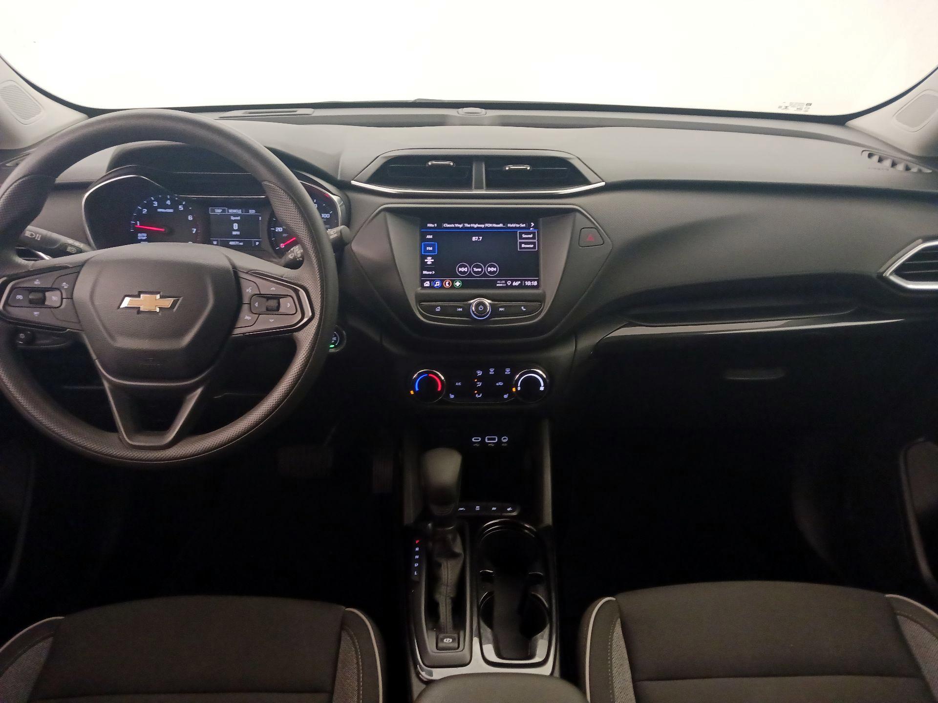 Thumbnail: 2022 Chevrolet TrailBlazer - 9