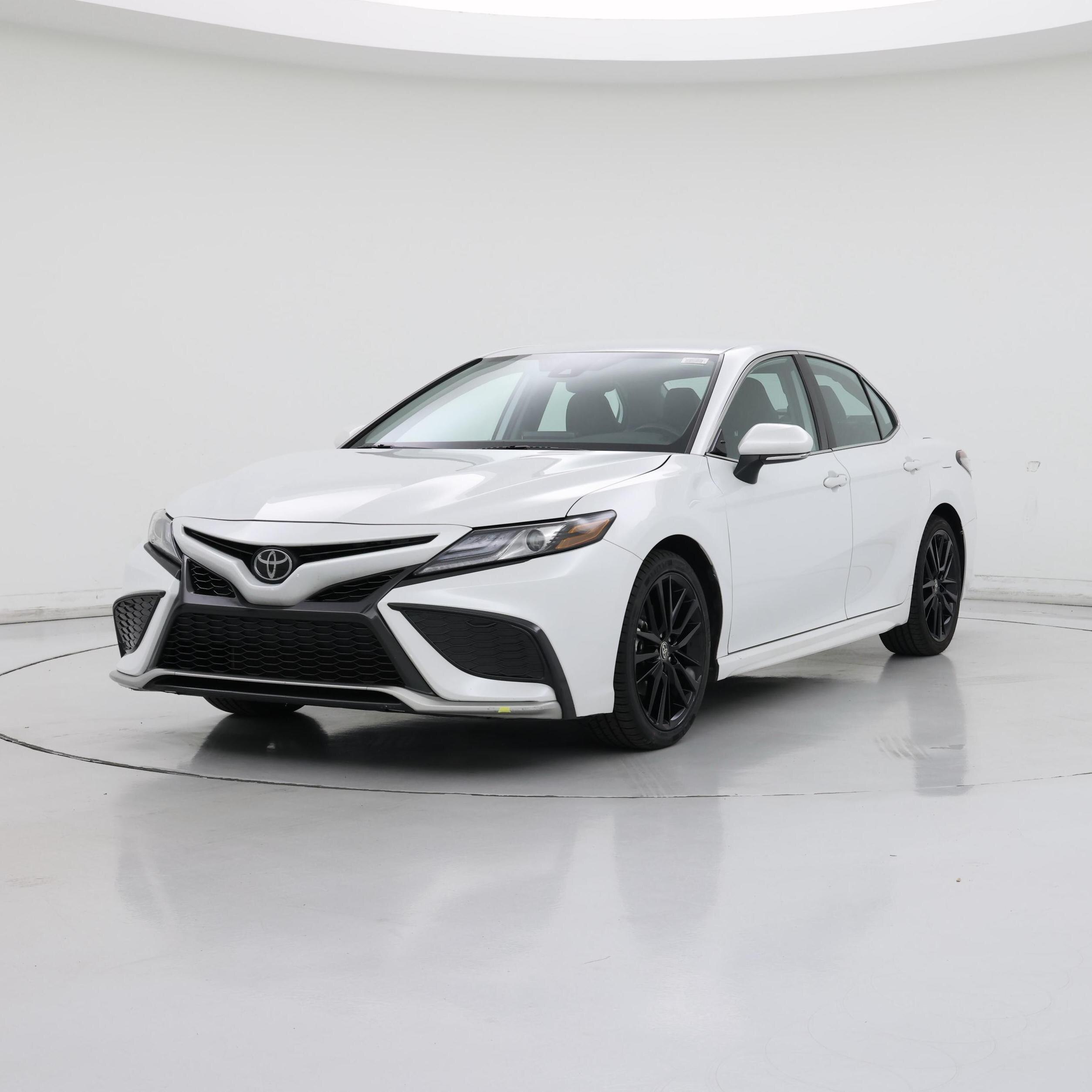 Thumbnail: 2023 Toyota Camry - 4