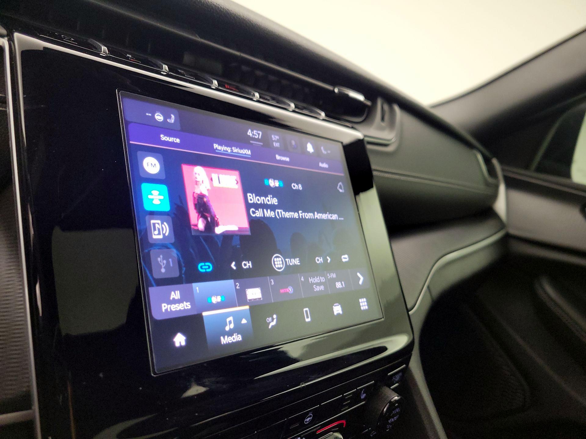 Thumbnail: 2024 Jeep Grand Cherokee - 15