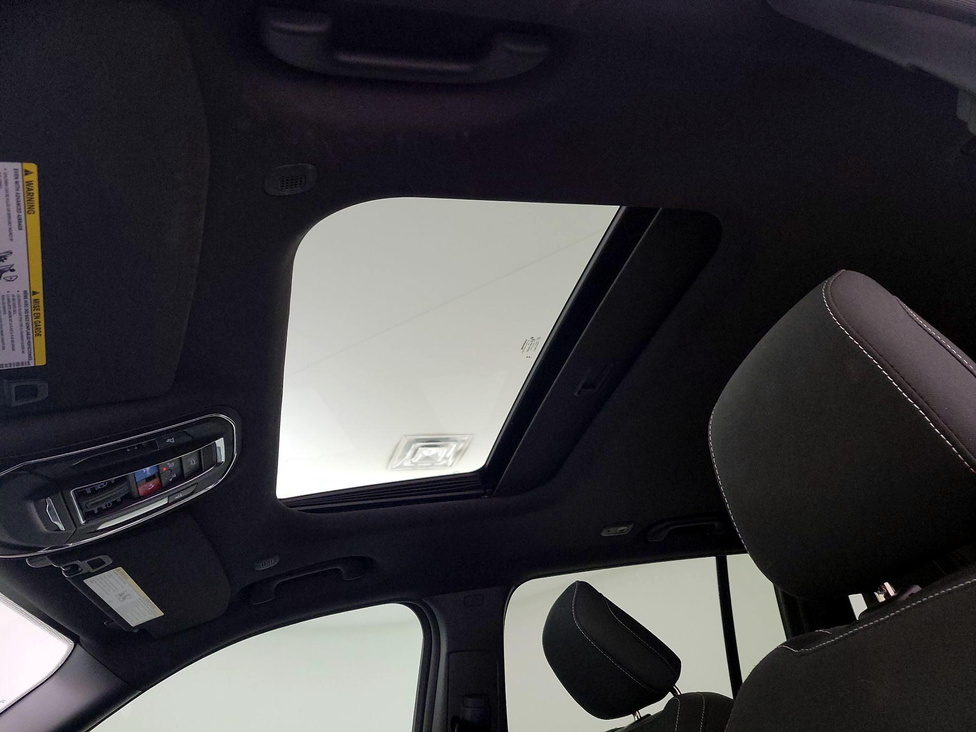 Thumbnail: 2024 Jeep Grand Cherokee - 19