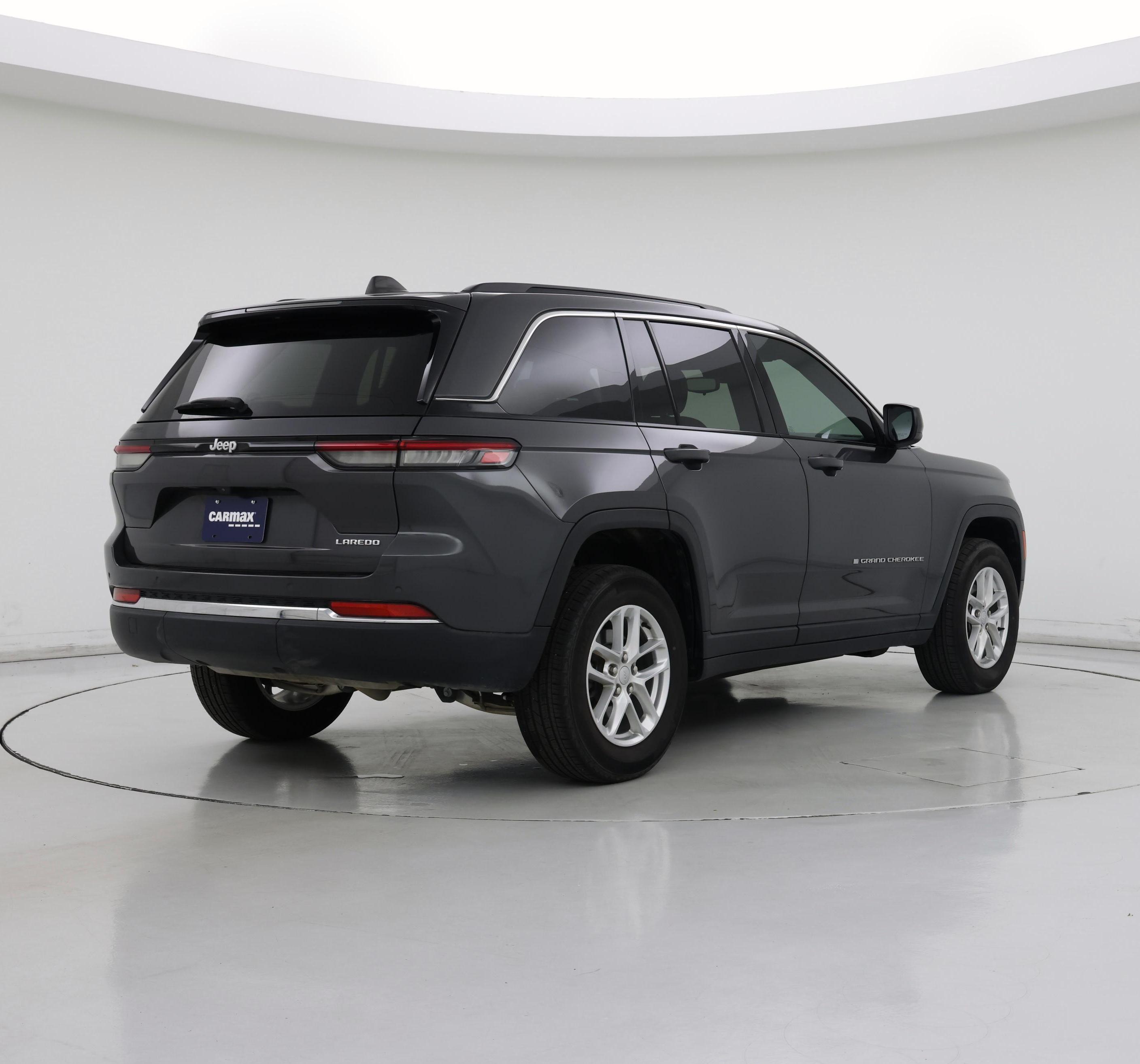 Thumbnail: 2024 Jeep Grand Cherokee - 8