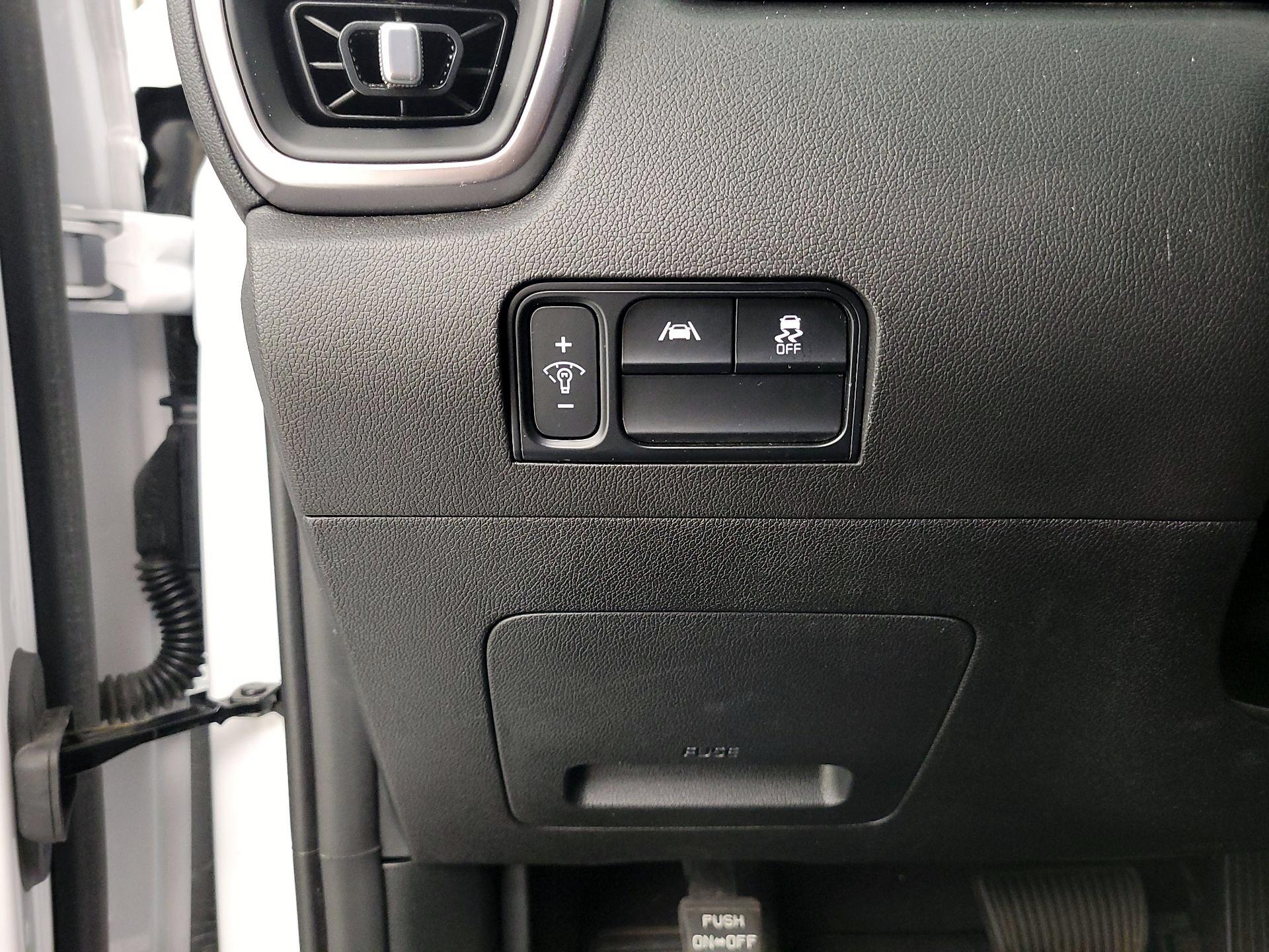 Thumbnail: 2023 Kia Sorento - 13