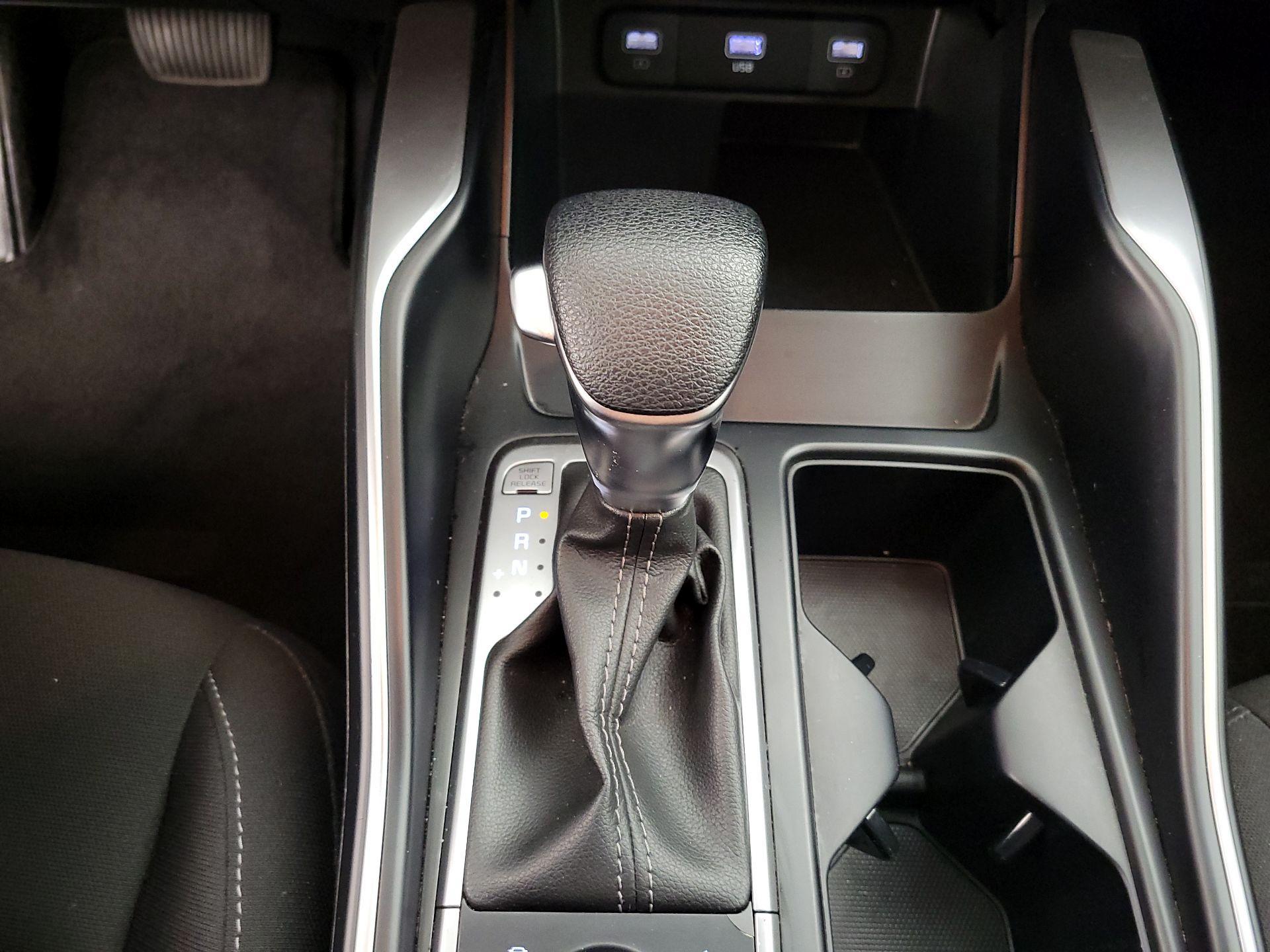 Thumbnail: 2023 Kia Sorento - 17