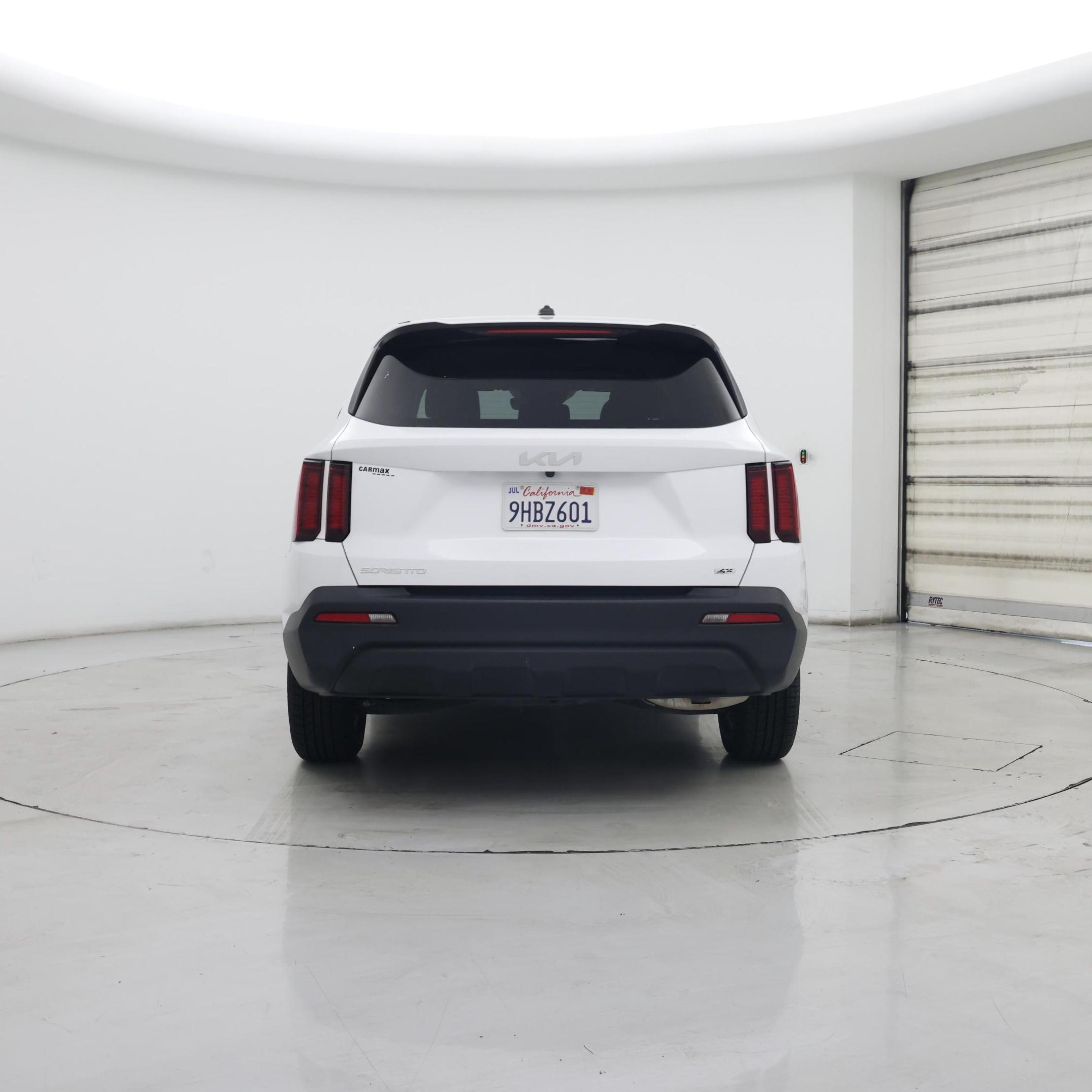 Thumbnail: 2023 Kia Sorento - 6