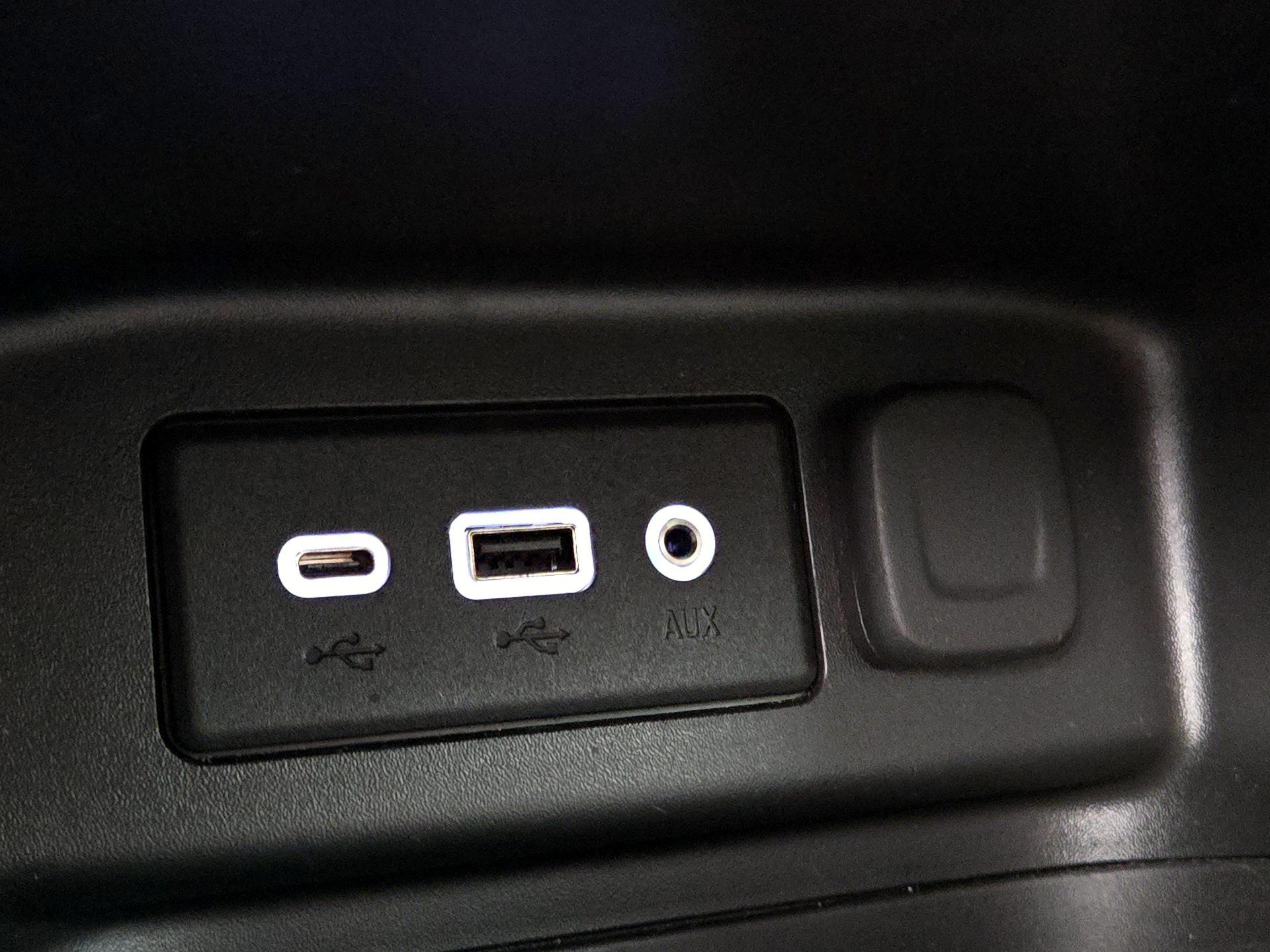 Thumbnail: 2023 Chevrolet Equinox - 17