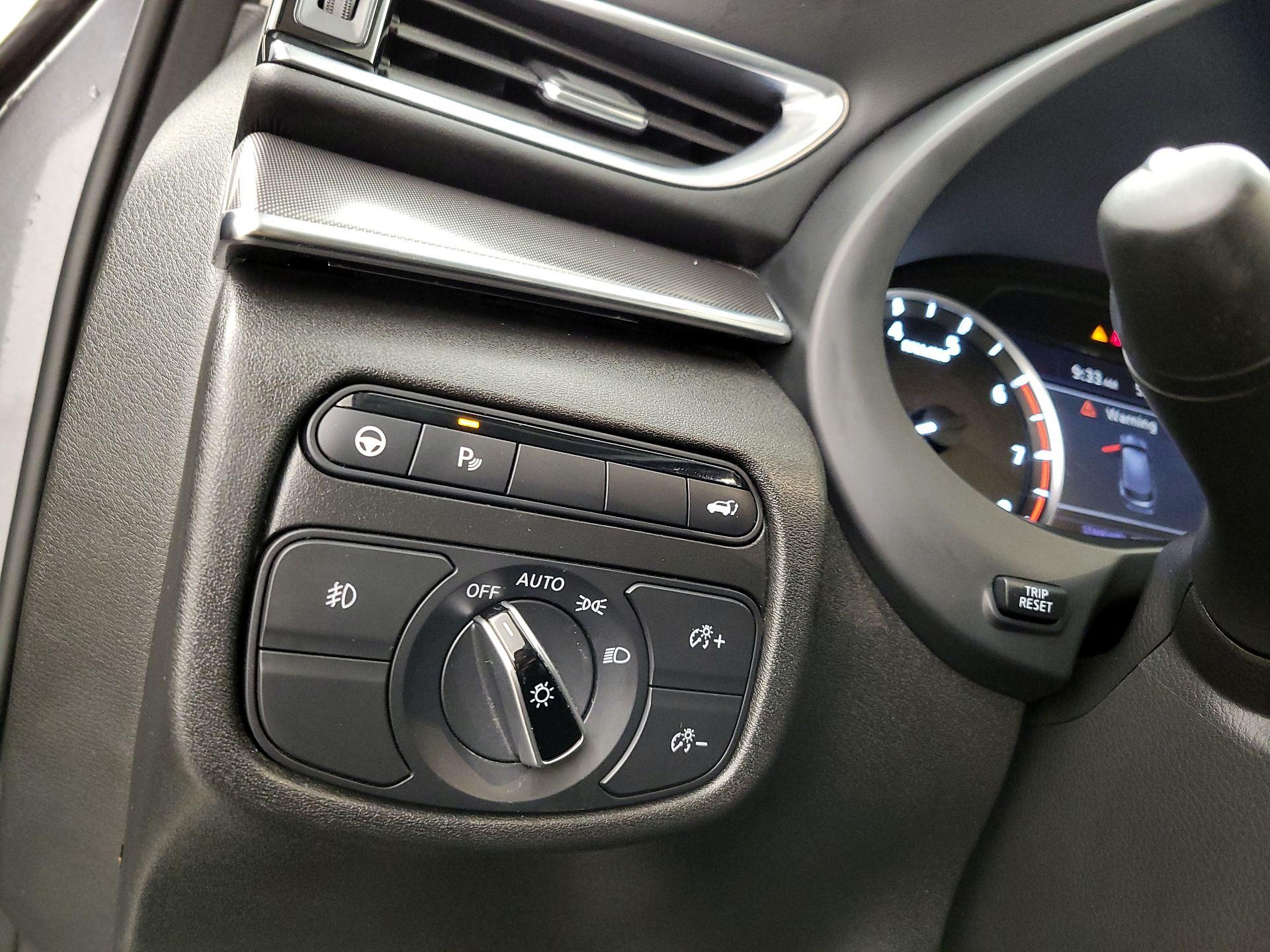 Thumbnail: 2022 INFINITI QX50 - 13