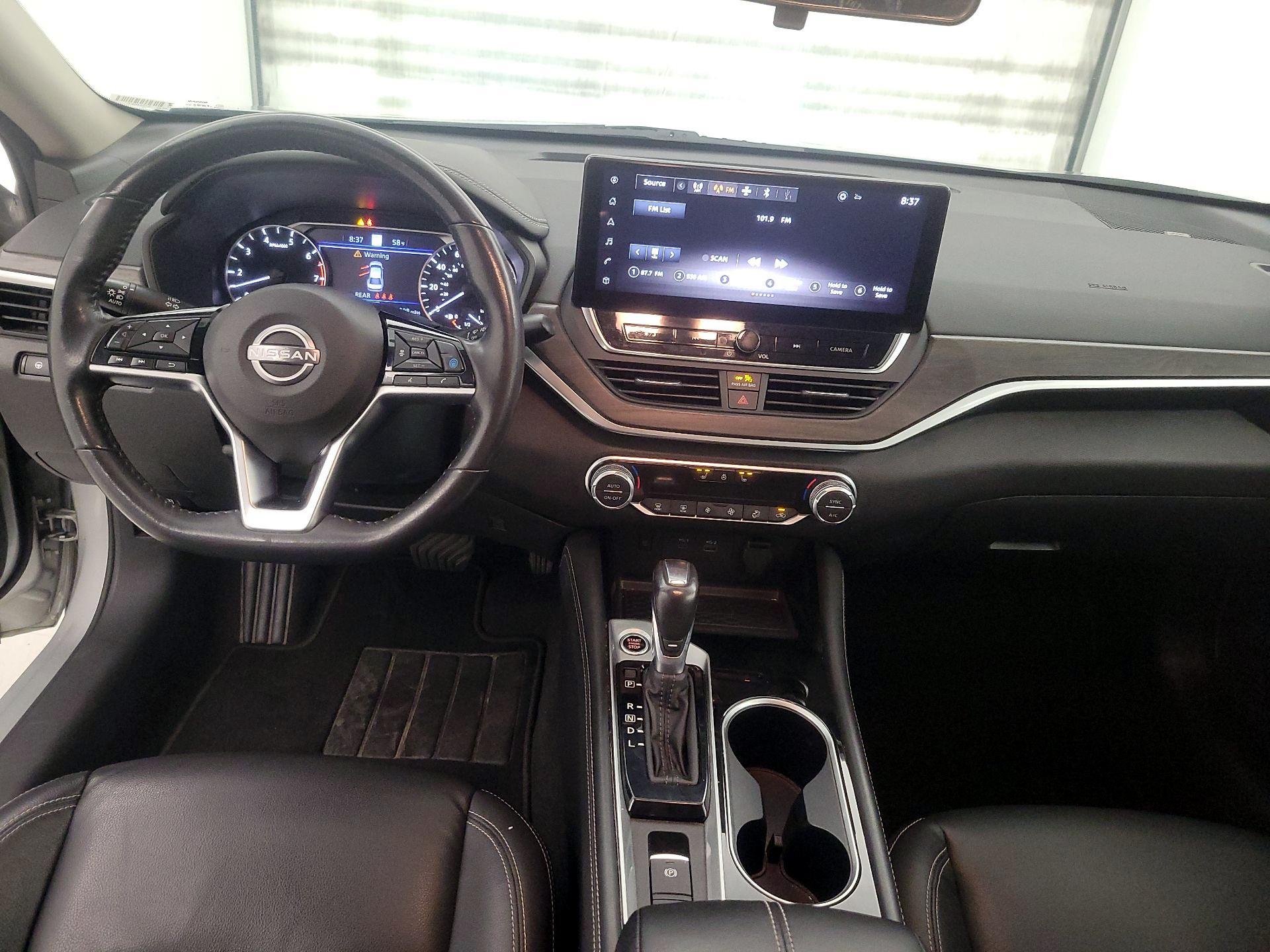 Thumbnail: 2023 Nissan Altima - 9