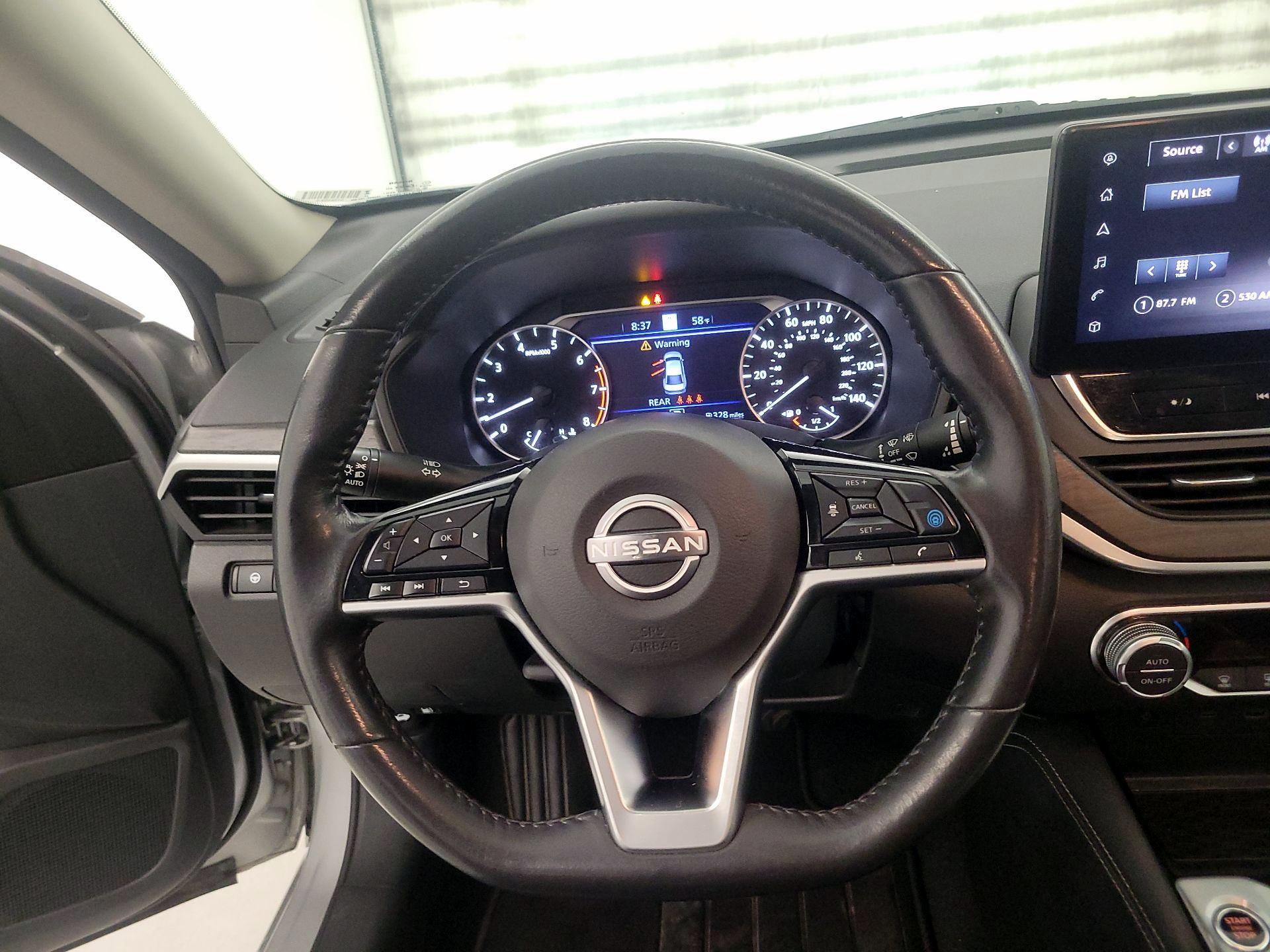 Thumbnail: 2023 Nissan Altima - 10