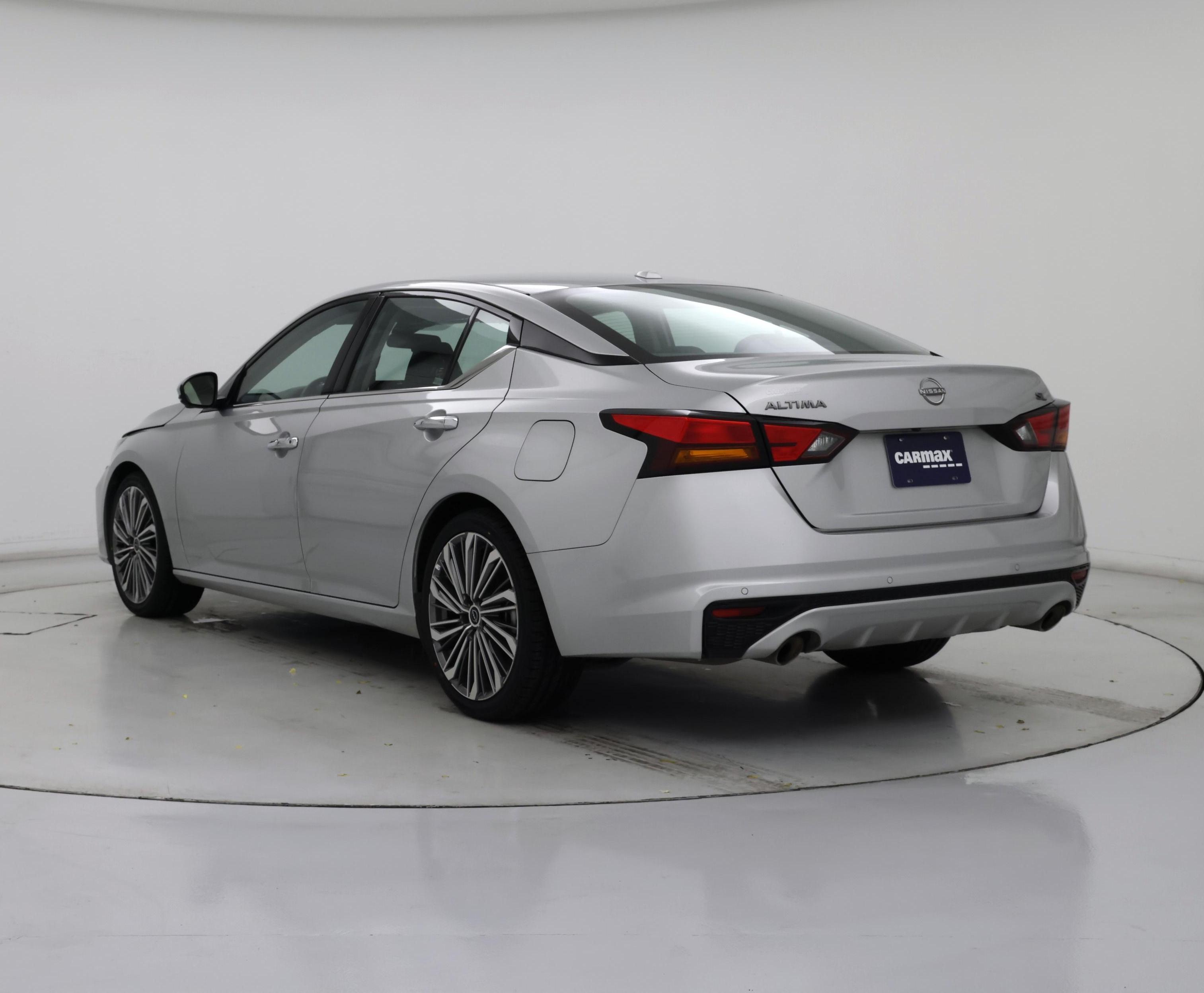 Thumbnail: 2023 Nissan Altima - 2