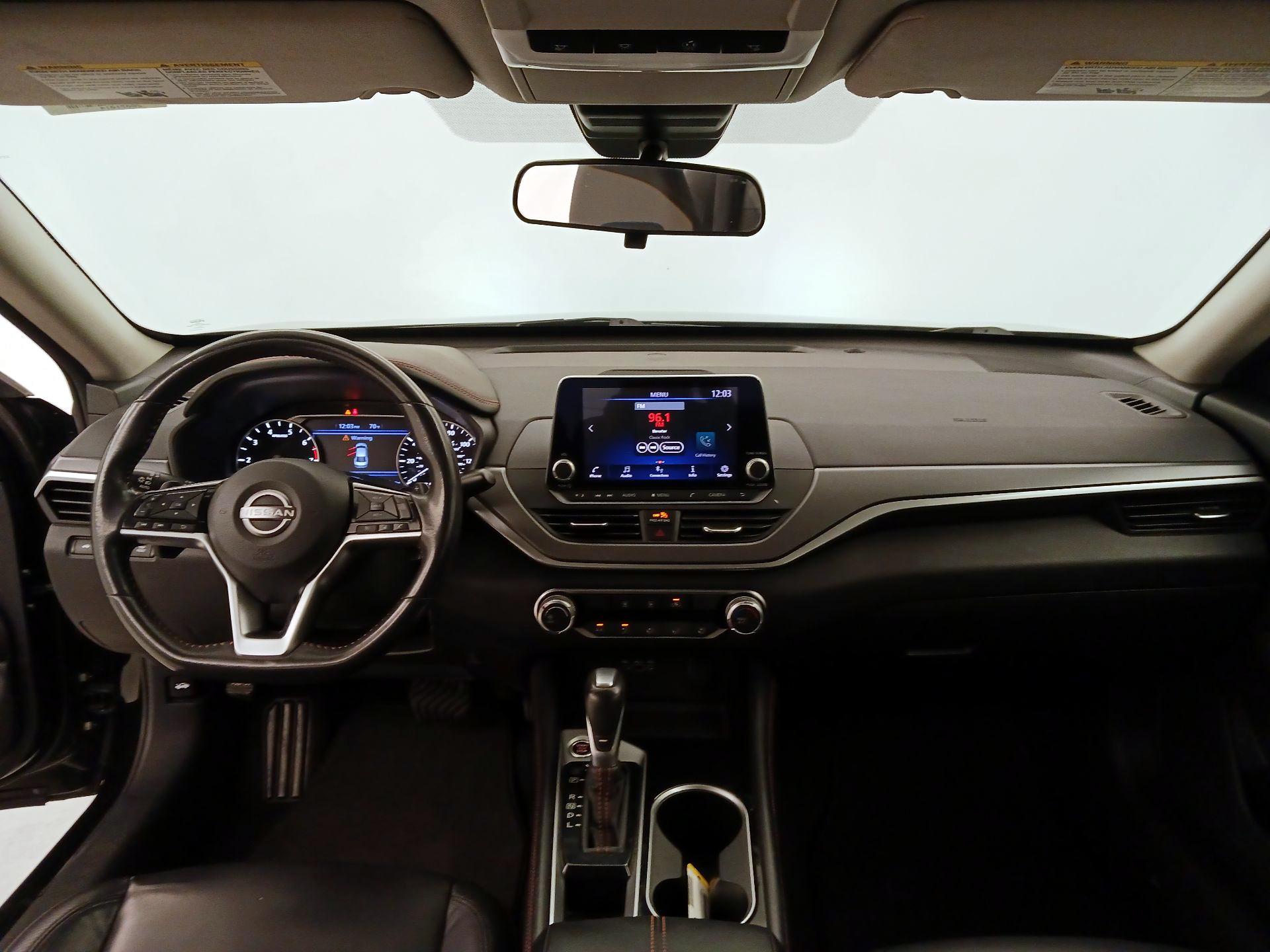 Thumbnail: 2023 Nissan Altima - 9