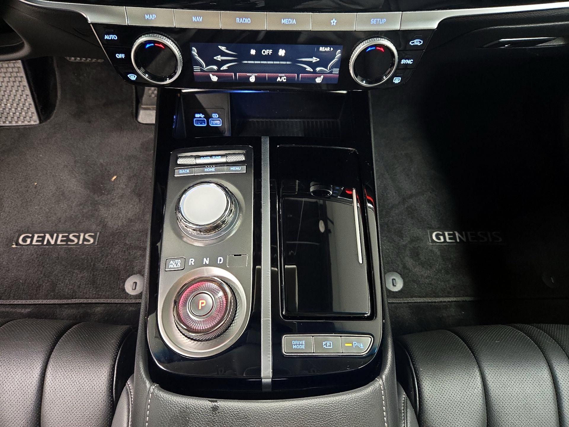 Thumbnail: 2023 Genesis G80 - 18