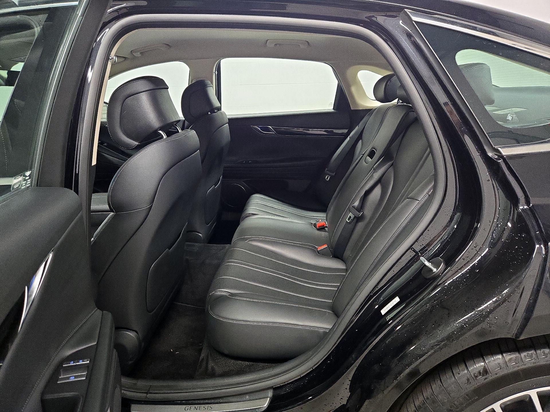 Thumbnail: 2023 Genesis G80 - 20
