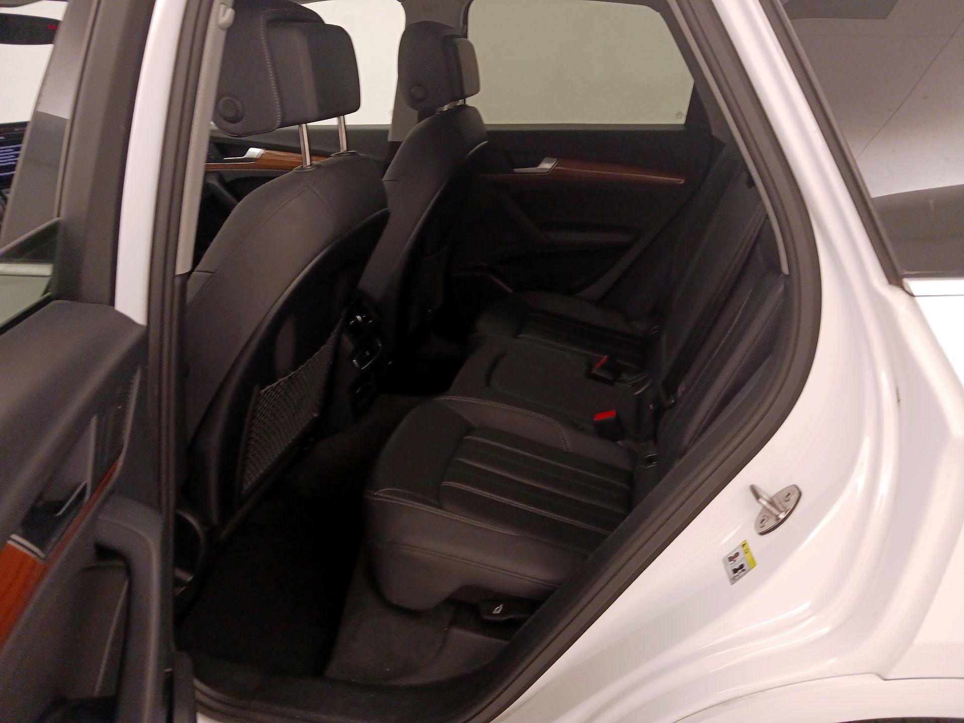 Thumbnail: 2023 Audi Q5 - 20