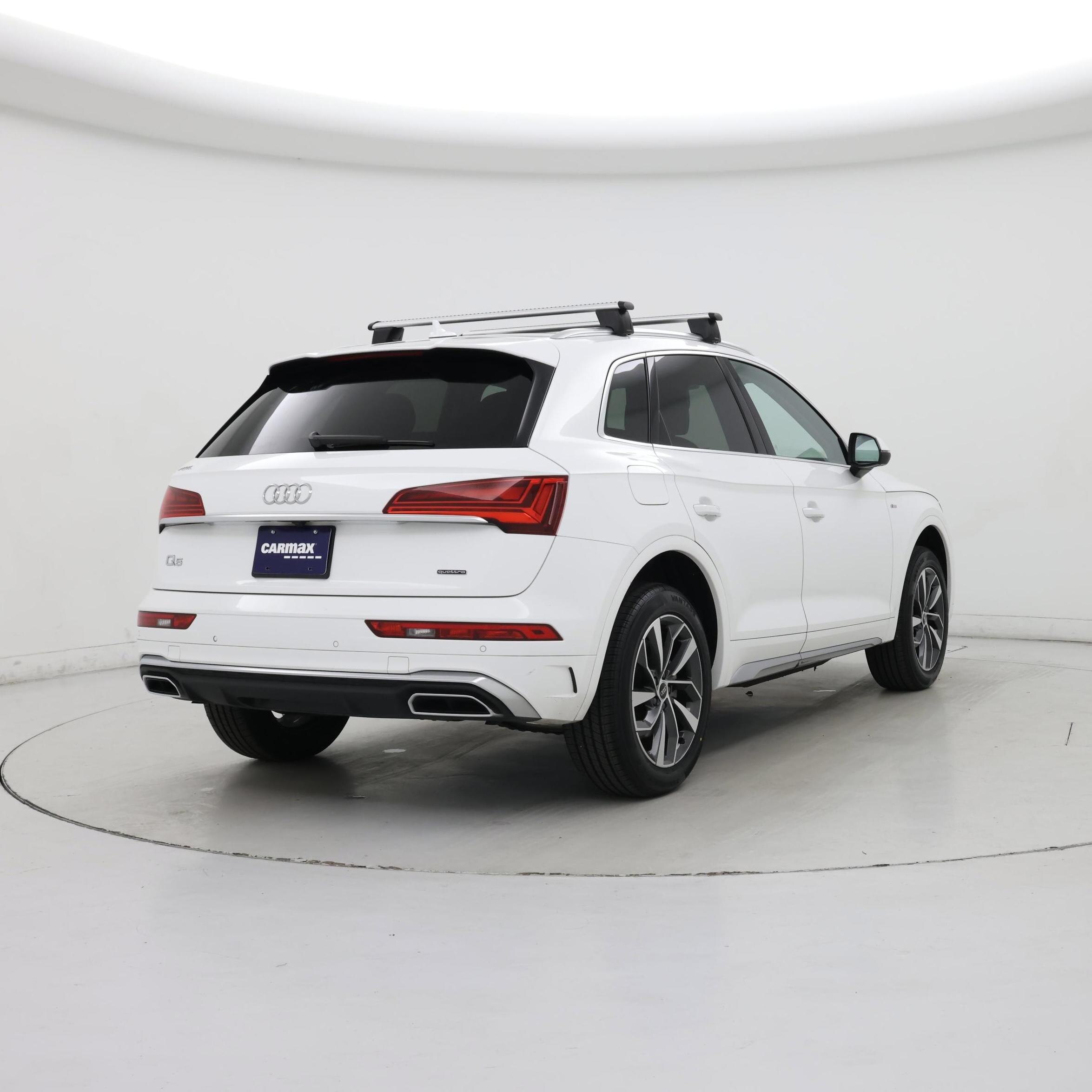 Thumbnail: 2023 Audi Q5 - 8