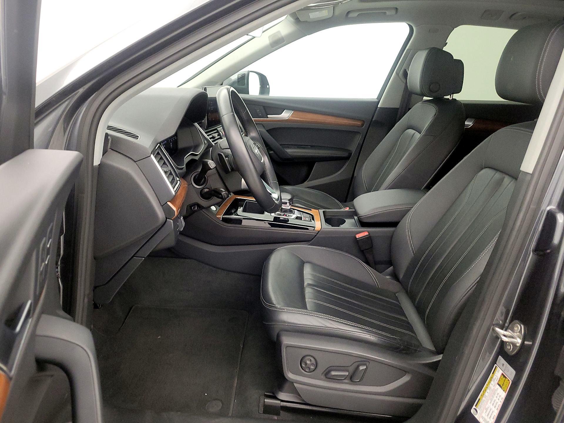 Thumbnail: 2023 Audi Q5 - 11