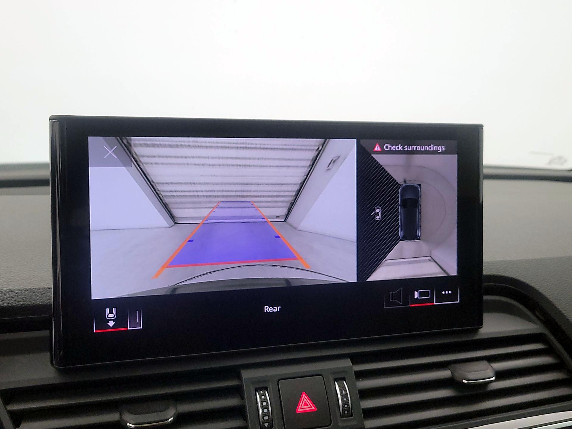 Thumbnail: 2023 Audi Q5 - 14