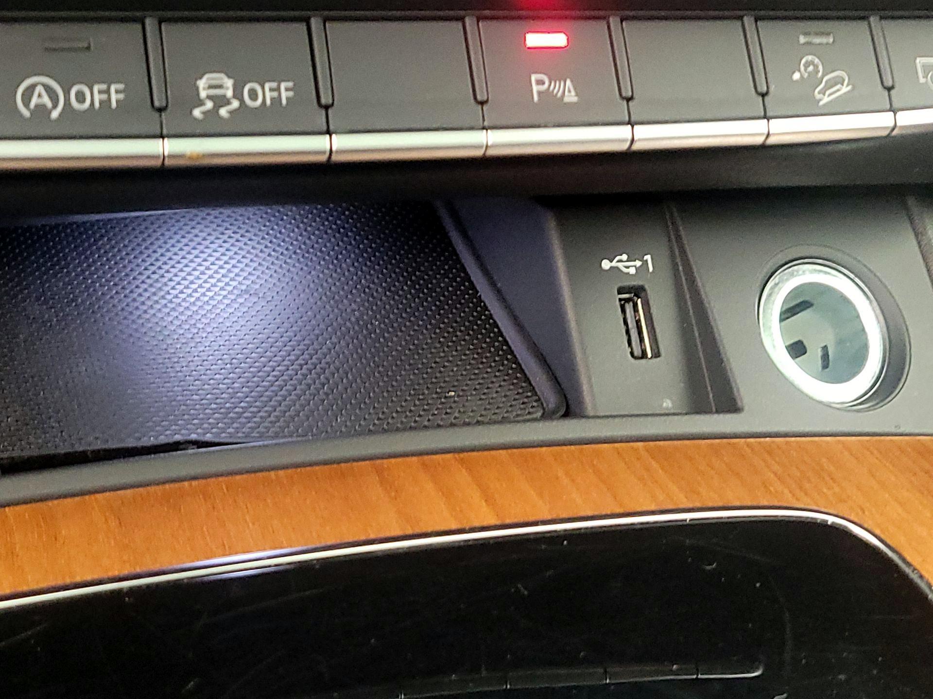 Thumbnail: 2023 Audi Q5 - 18