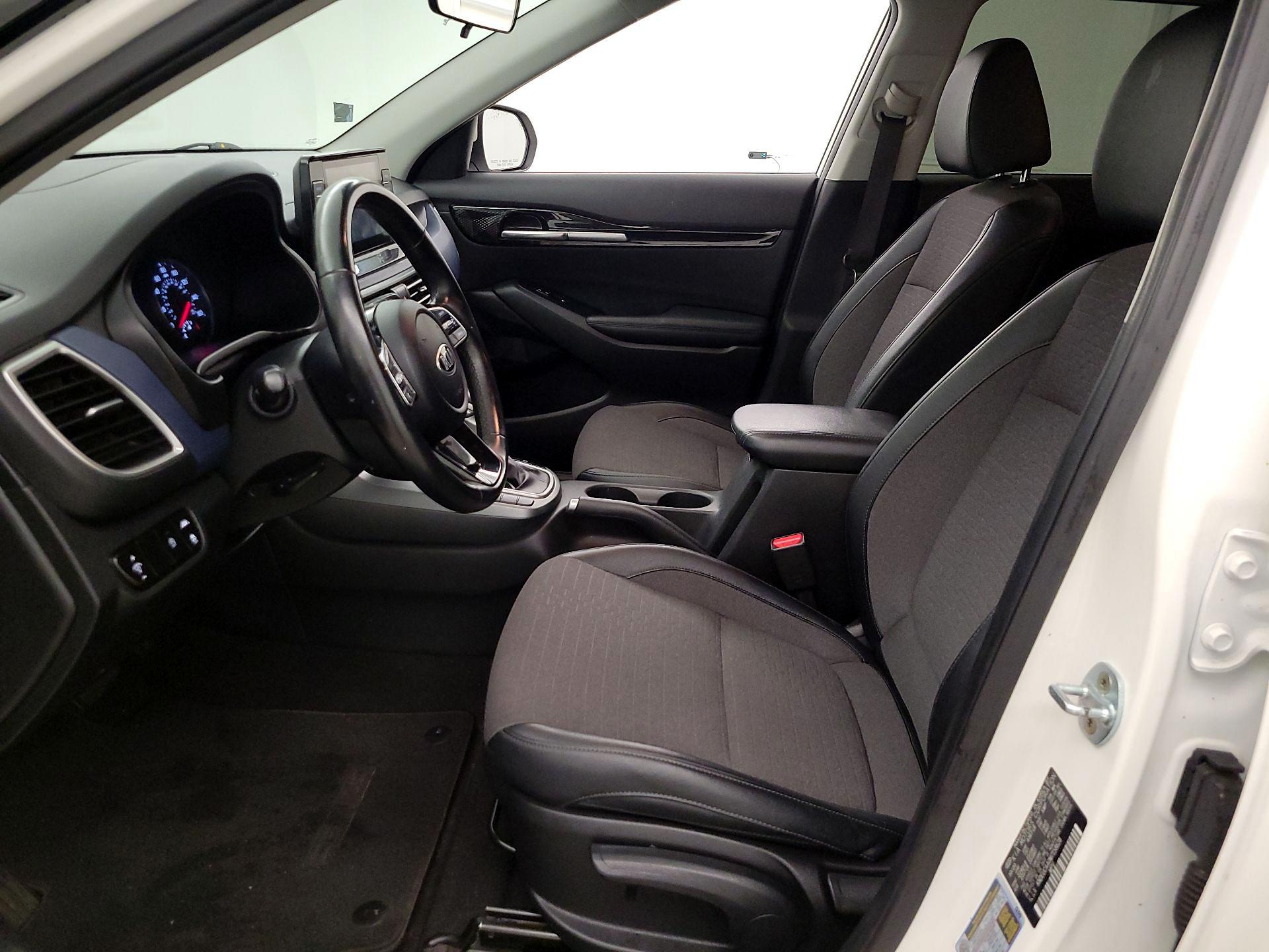 Thumbnail: 2021 Kia Seltos - 11