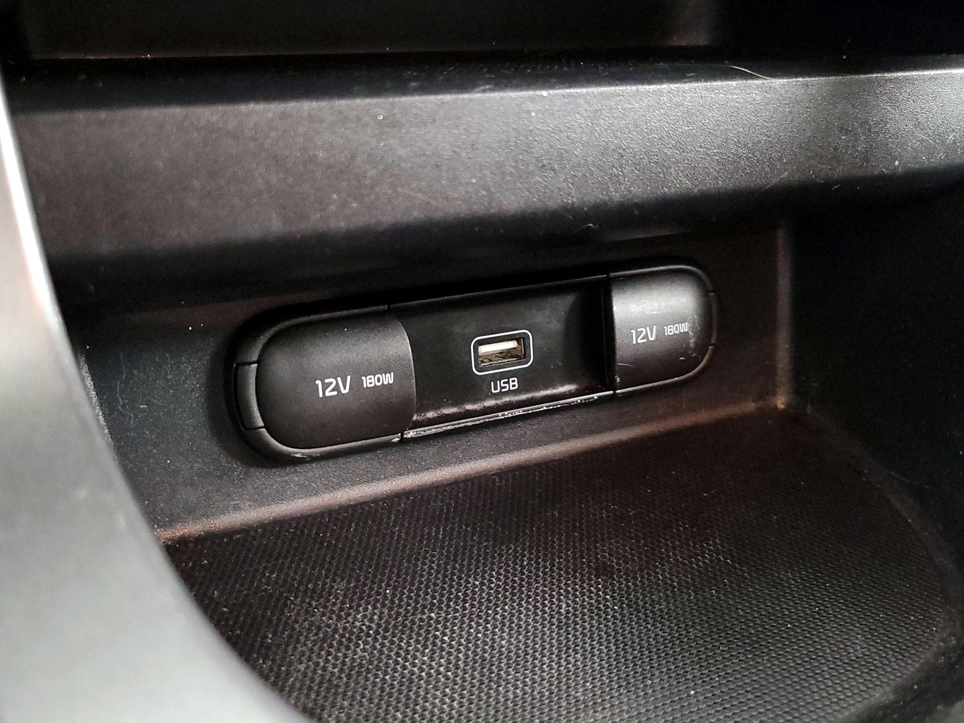 Thumbnail: 2021 Kia Seltos - 18